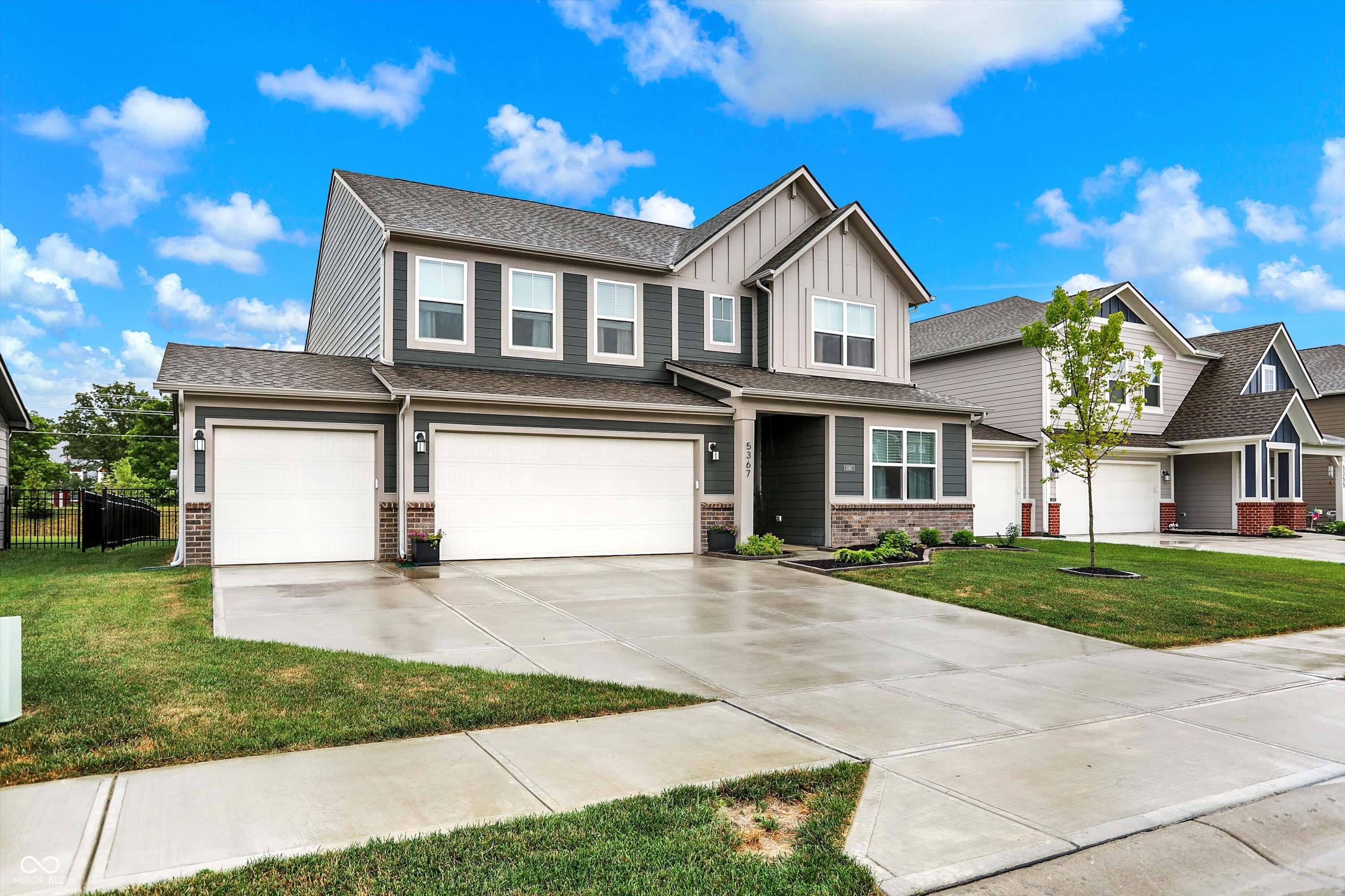 5367 Oak Knoll Drive
