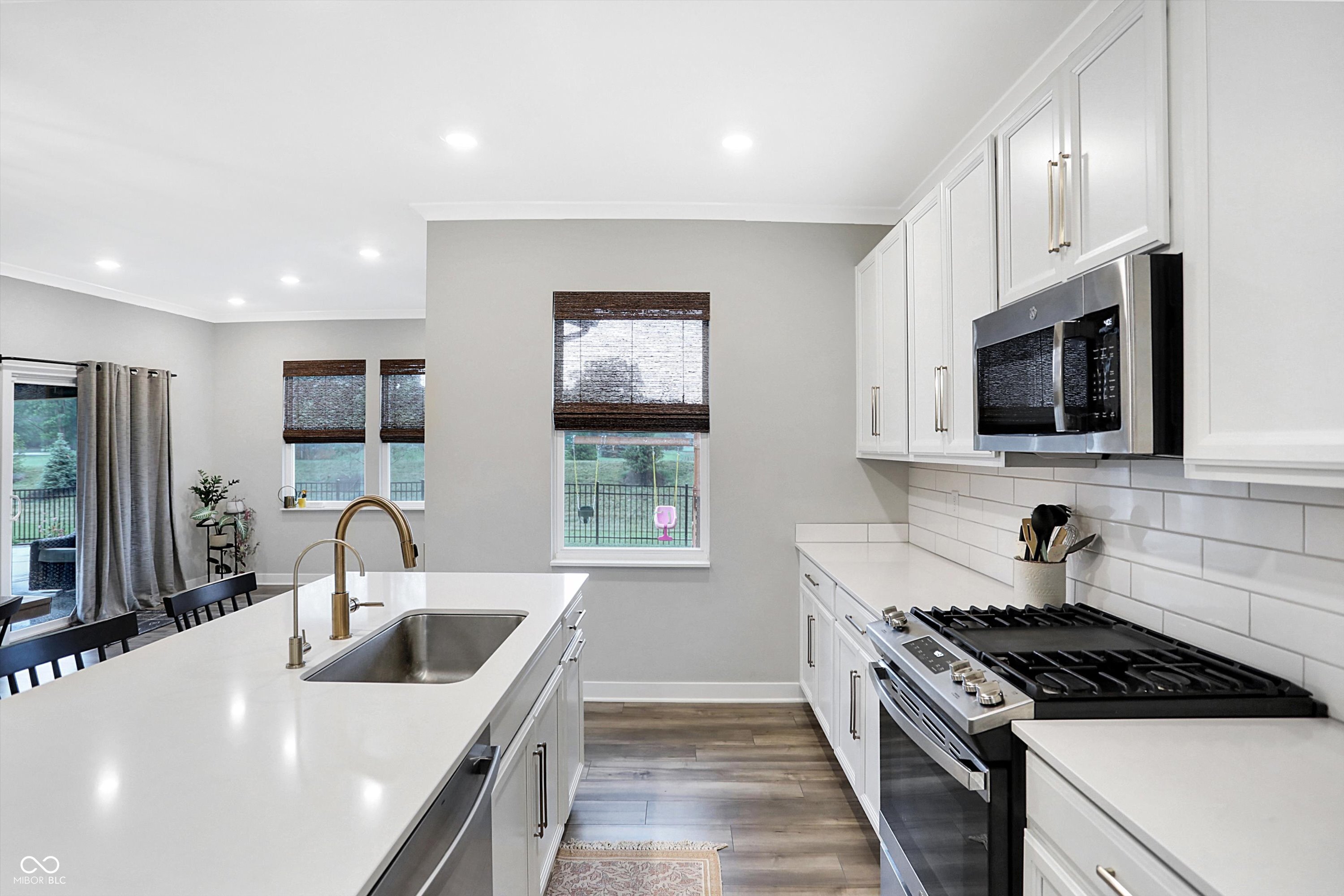 5367 Oak Knoll Drive