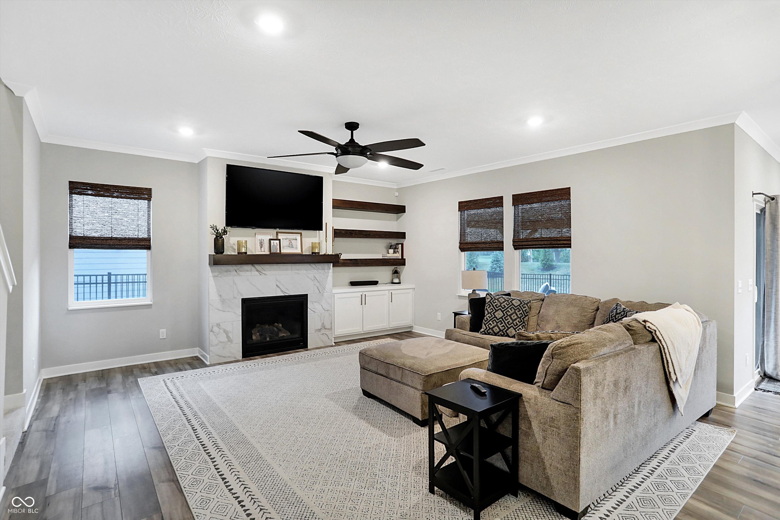 5367 Oak Knoll Drive