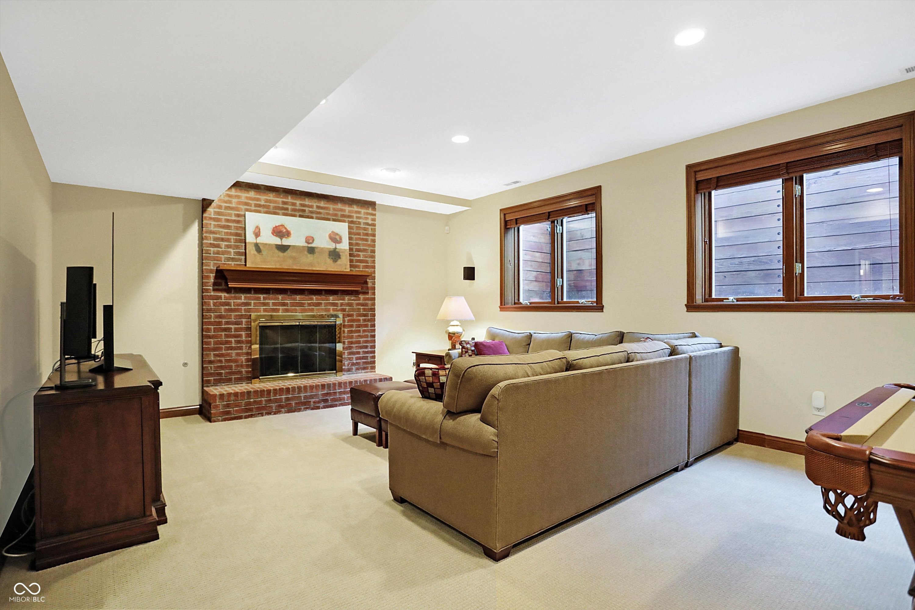 9839 Overlook Pointe