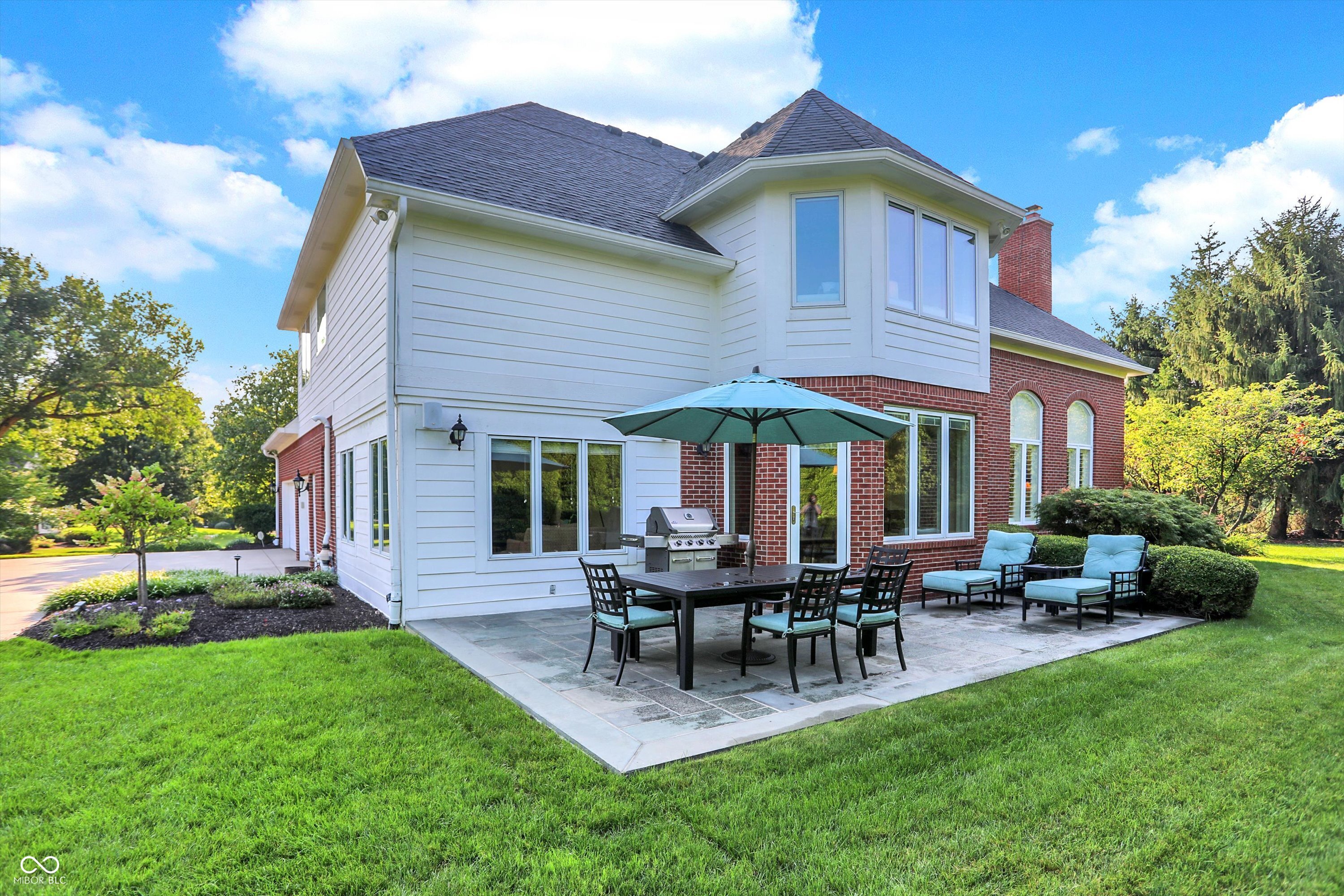 9839 Overlook Pointe