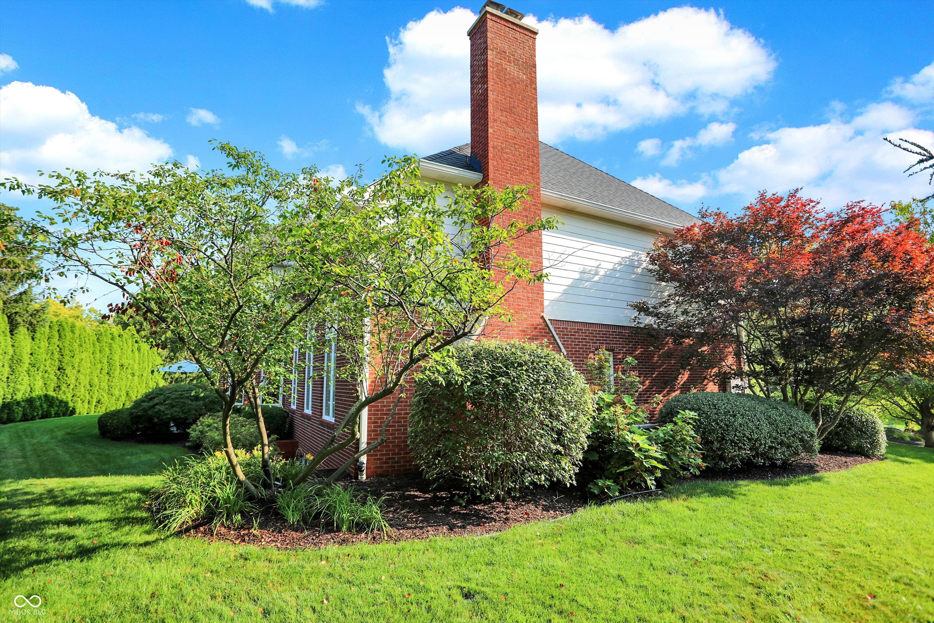 9839 Overlook Pointe