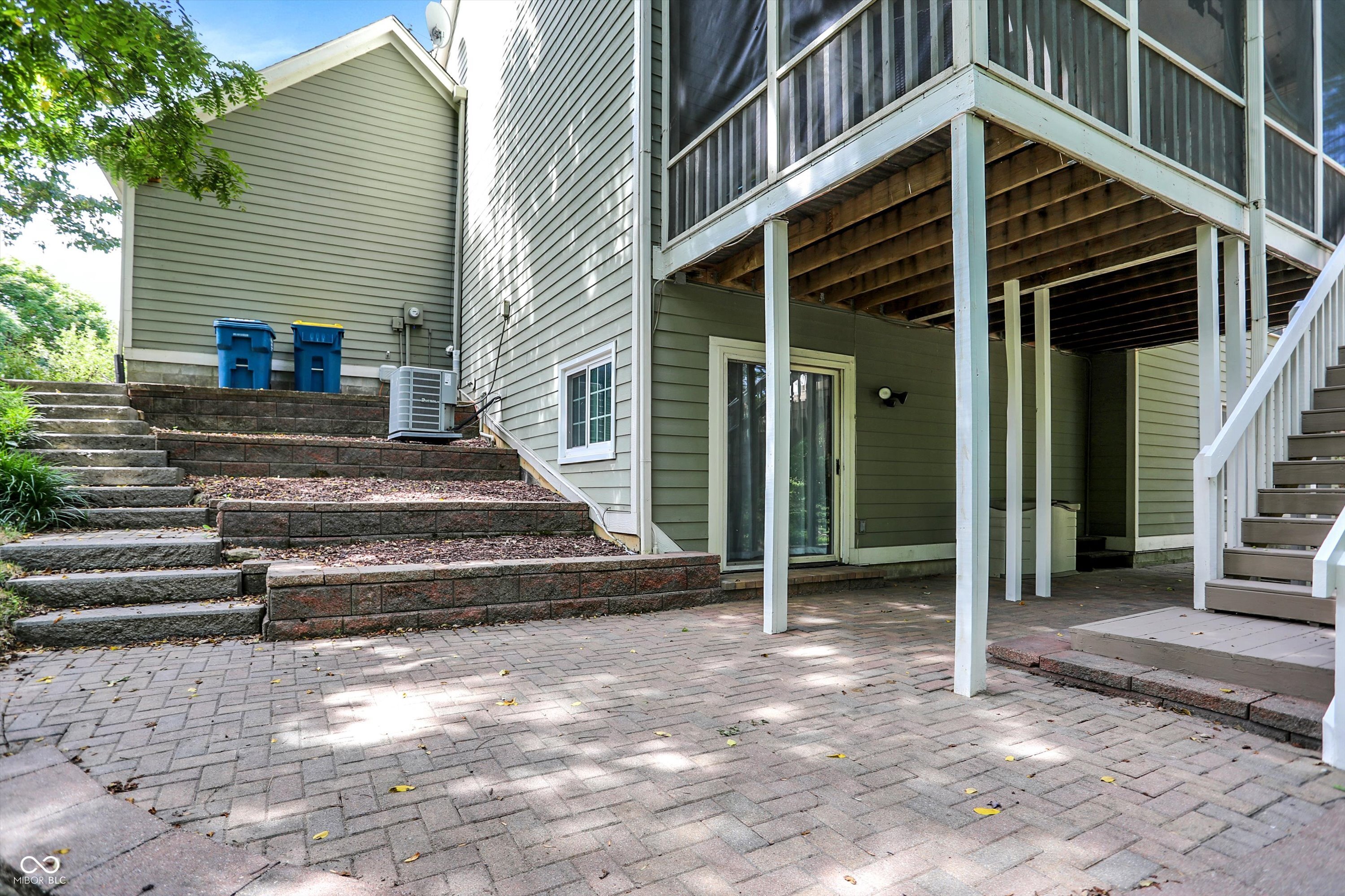 9769 Logan Lane