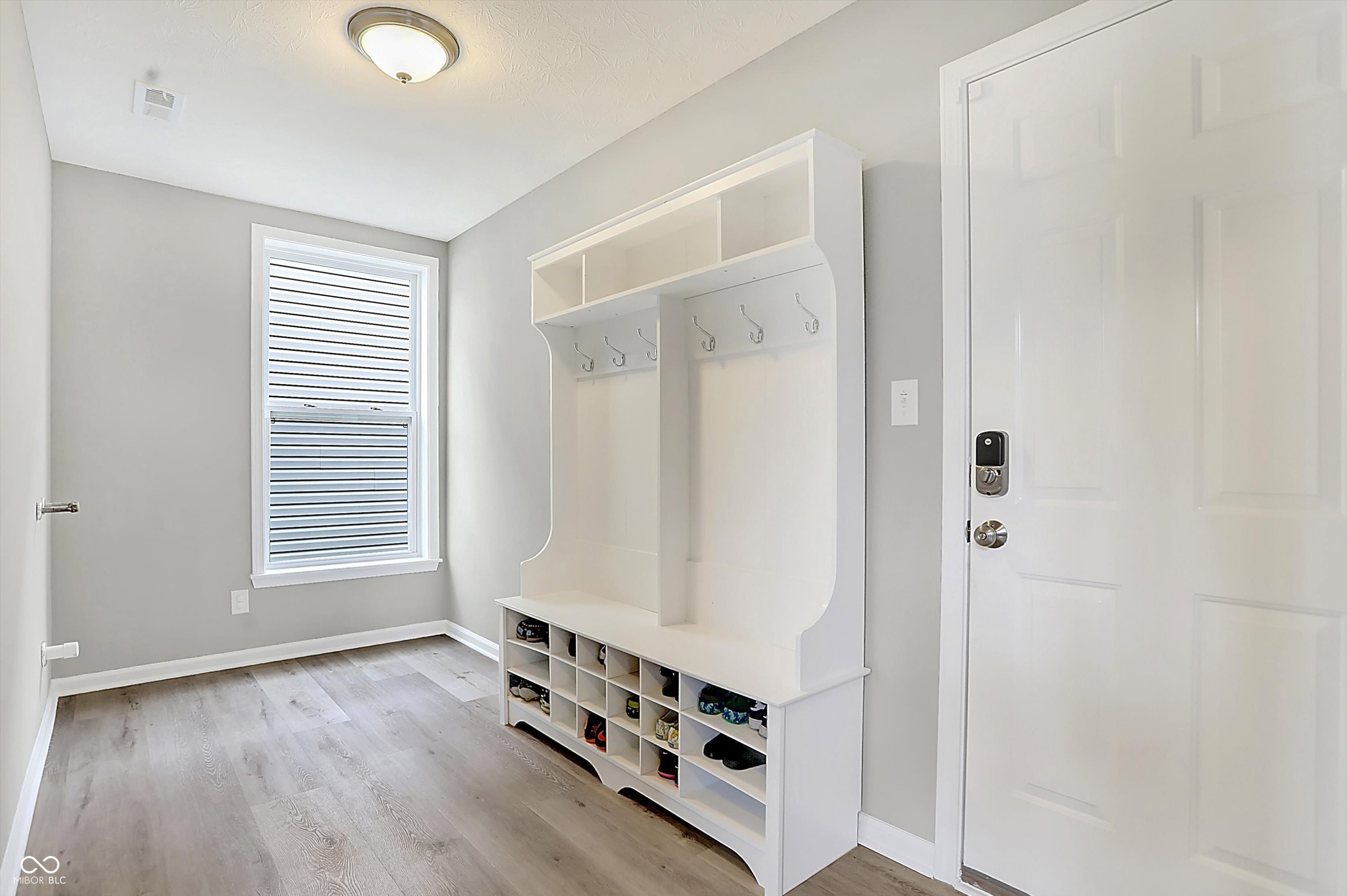 1258 Riverbank Drive
