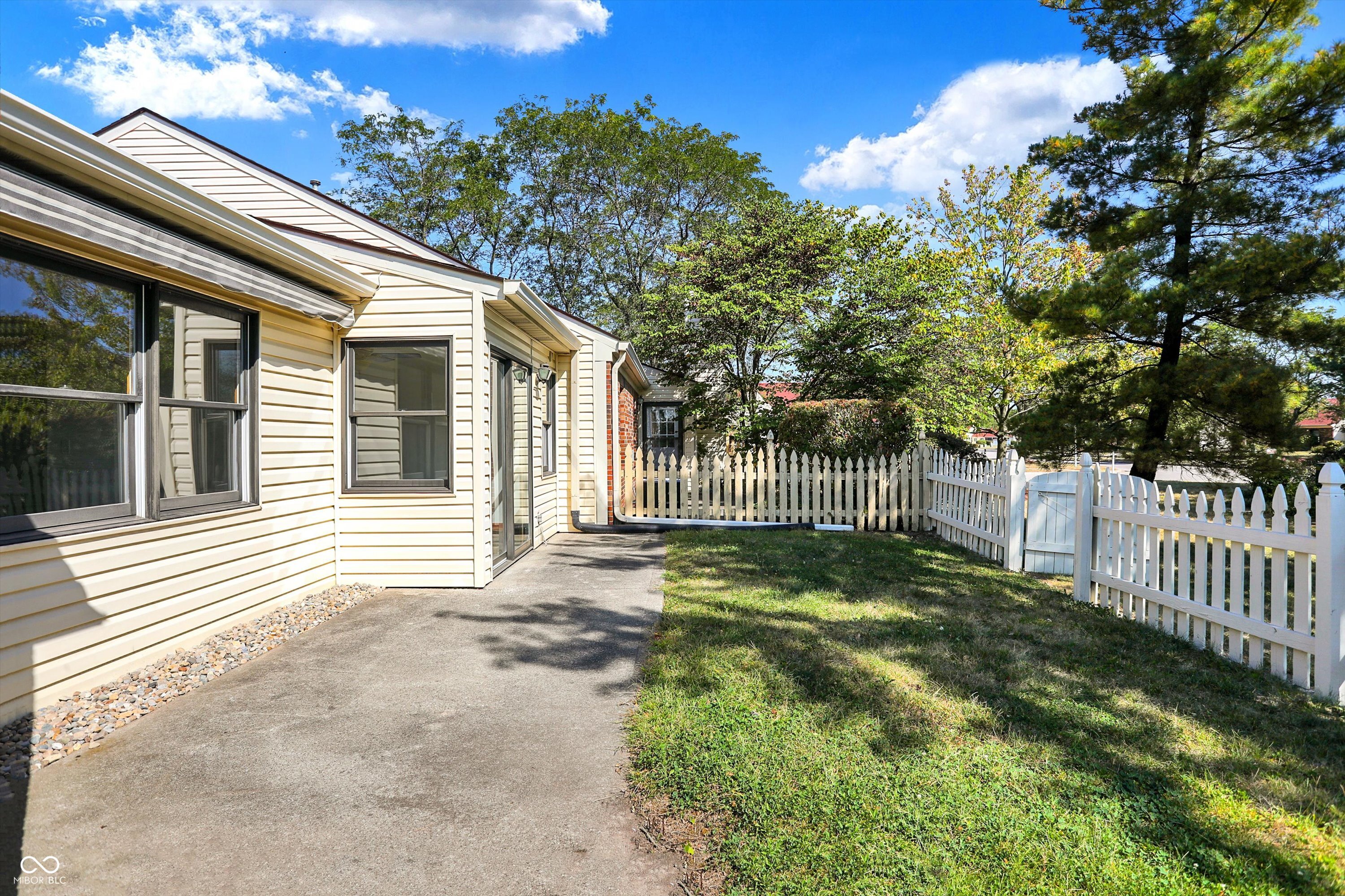 5405 Unity Trail