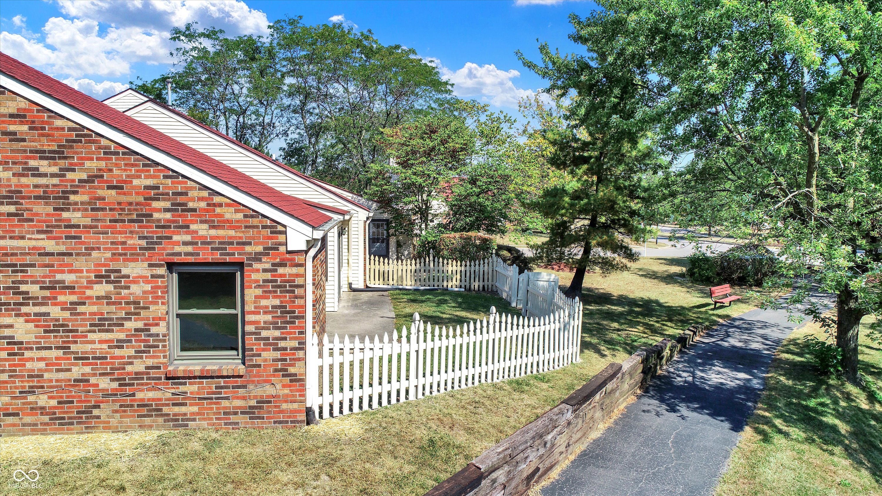 5405 Unity Trail
