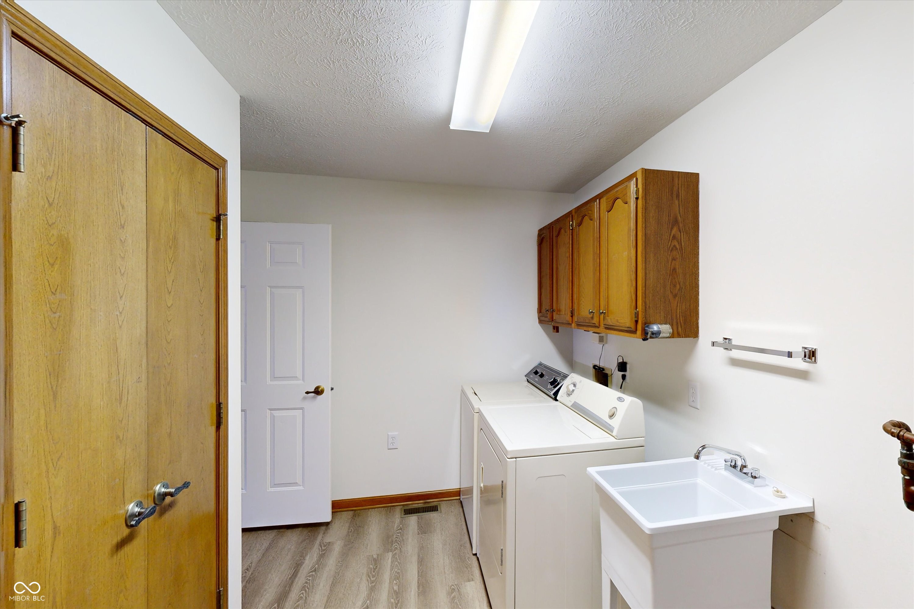 5405 Unity Trail