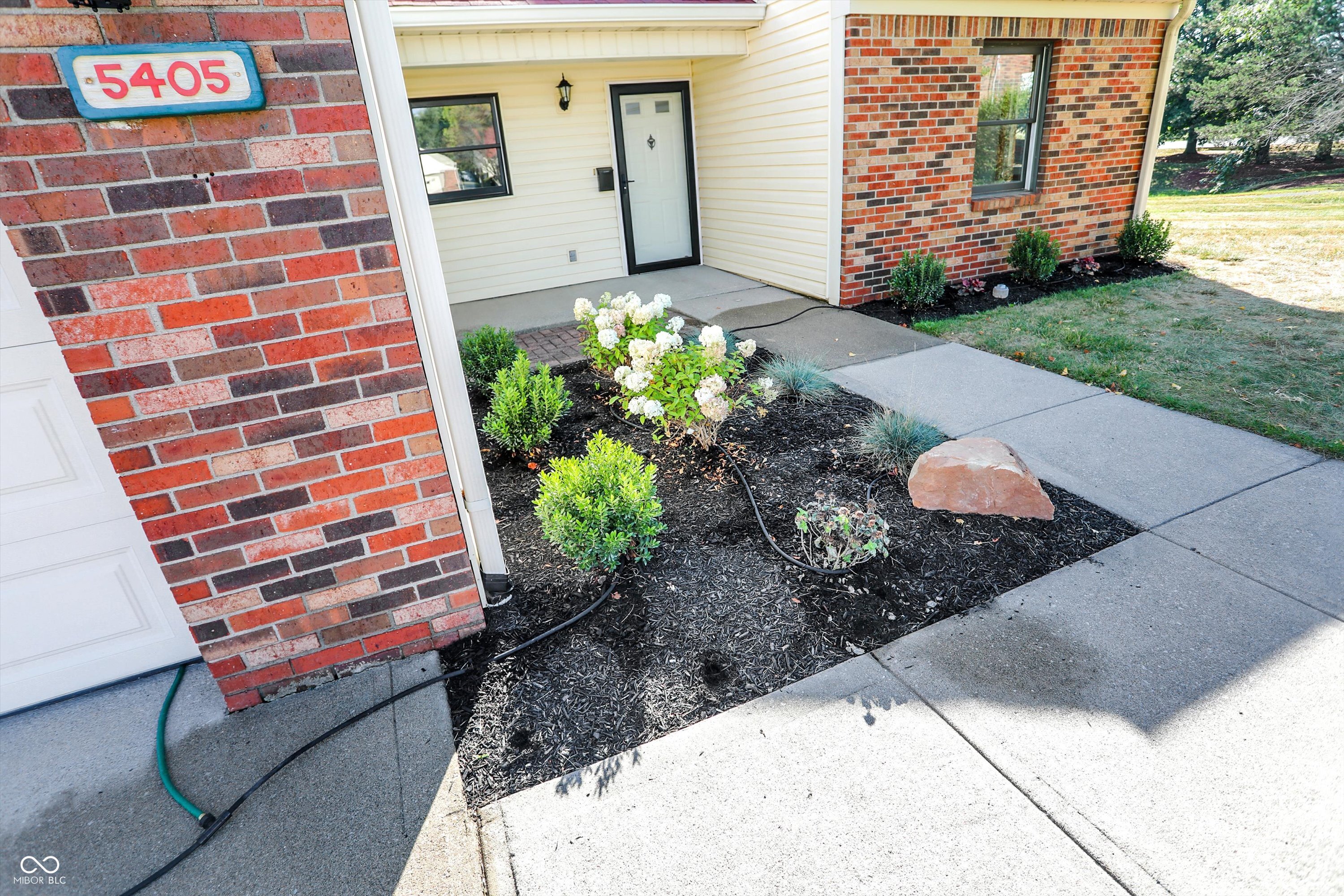 5405 Unity Trail