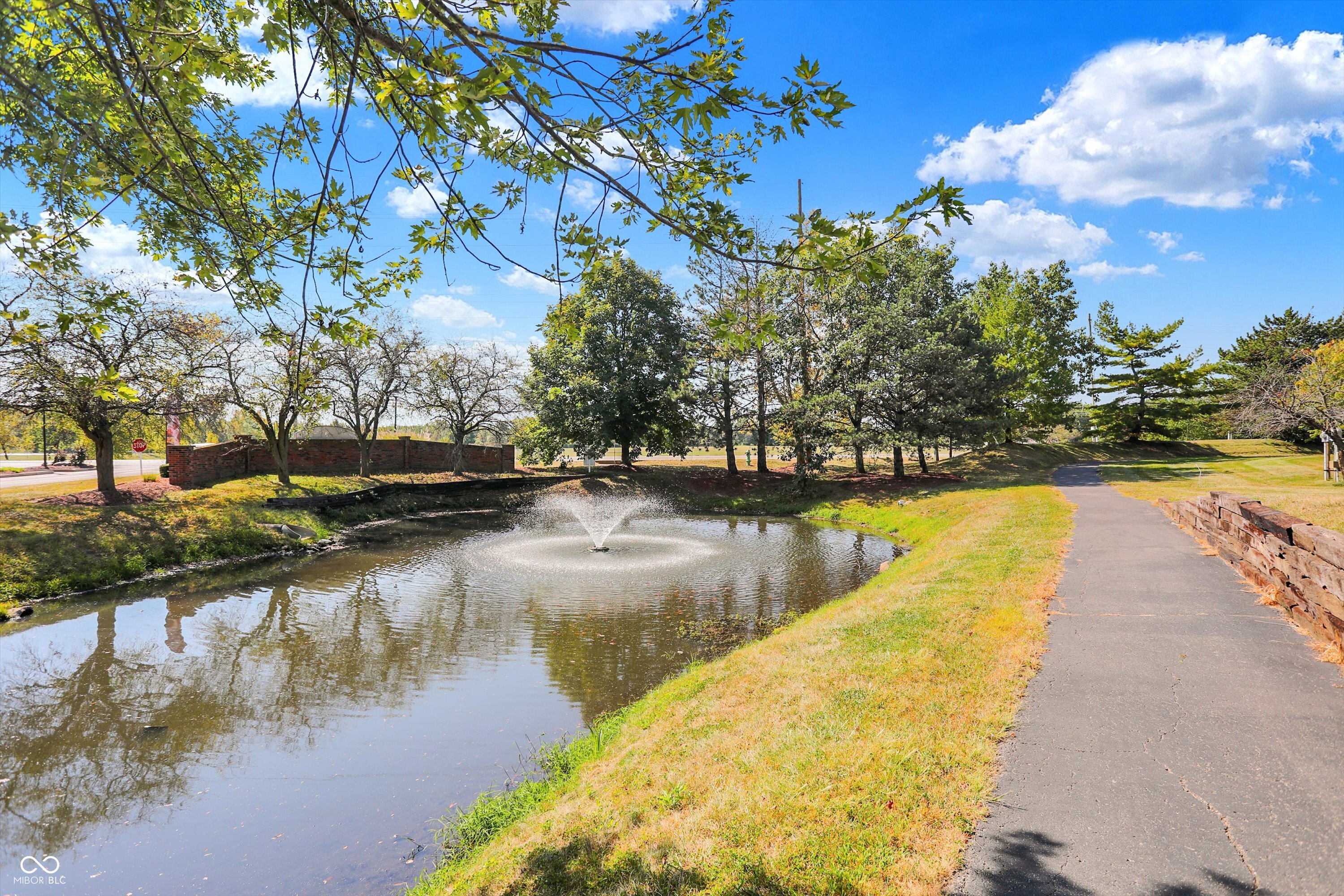 5405 Unity Trail
