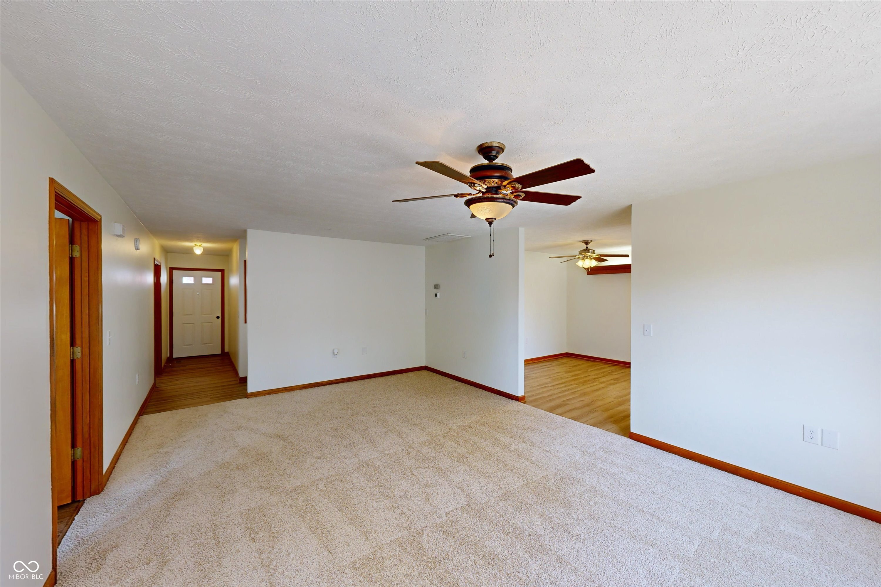 5405 Unity Trail