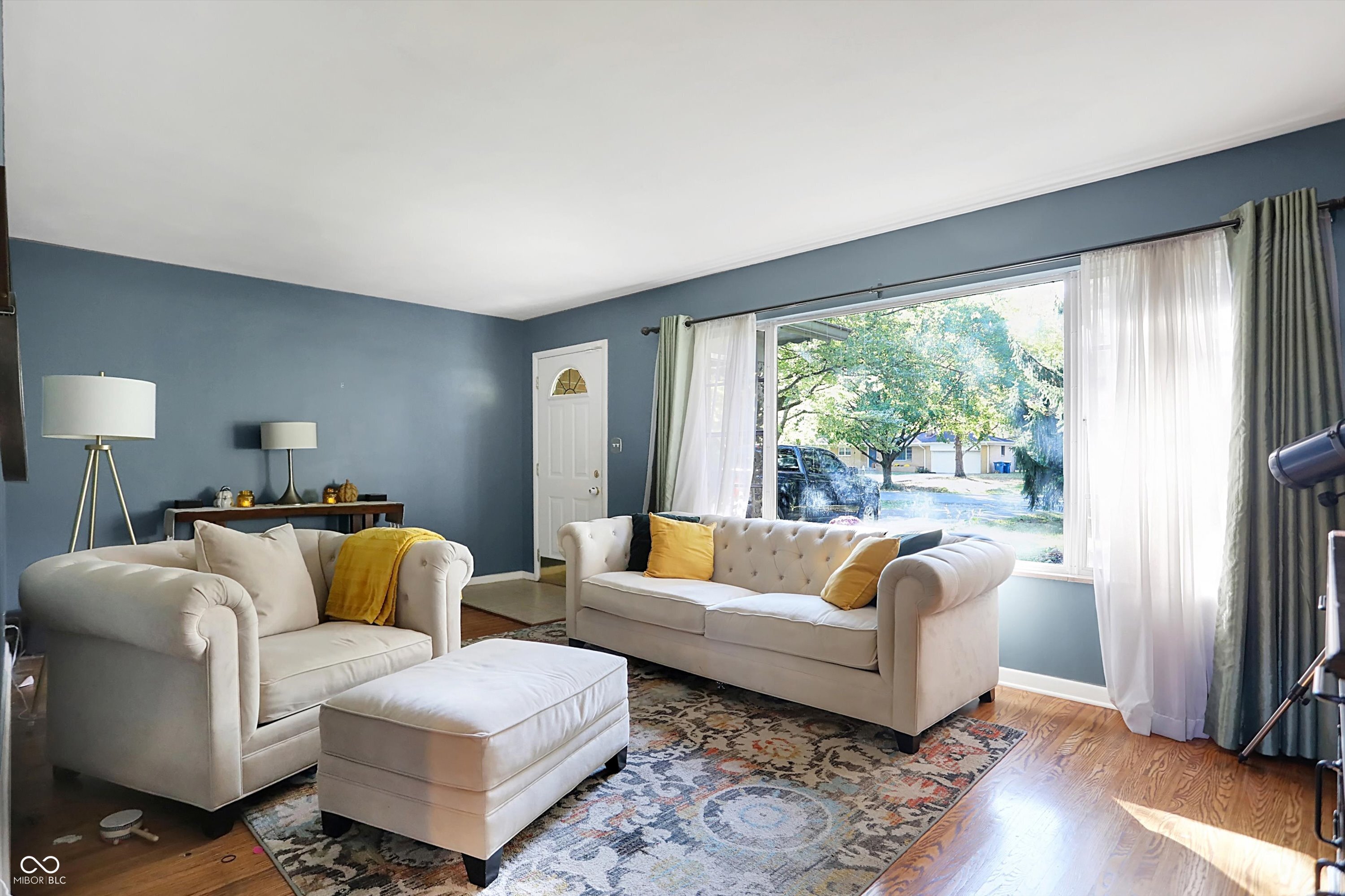 5535 N Drexel Avenue