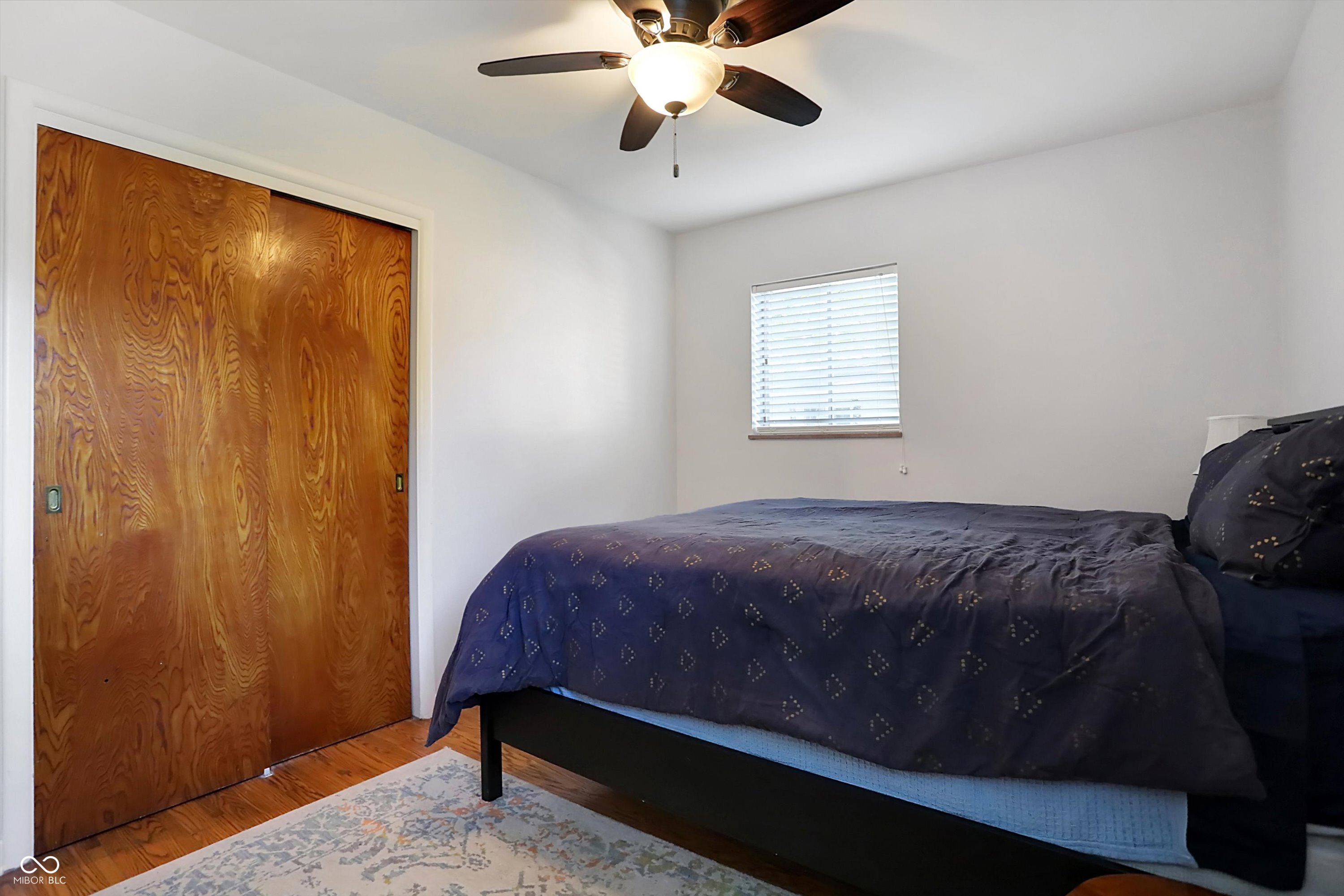 5535 N Drexel Avenue