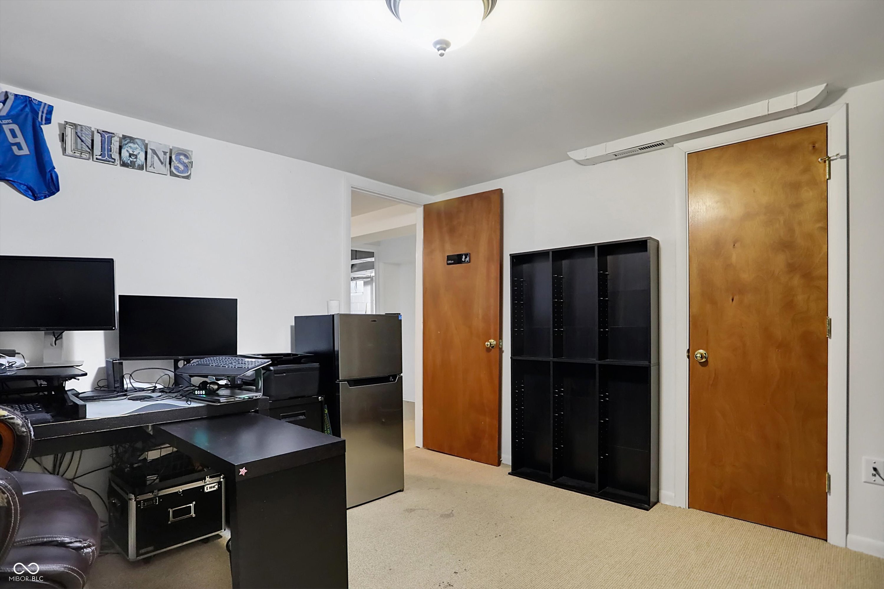 5535 N Drexel Avenue