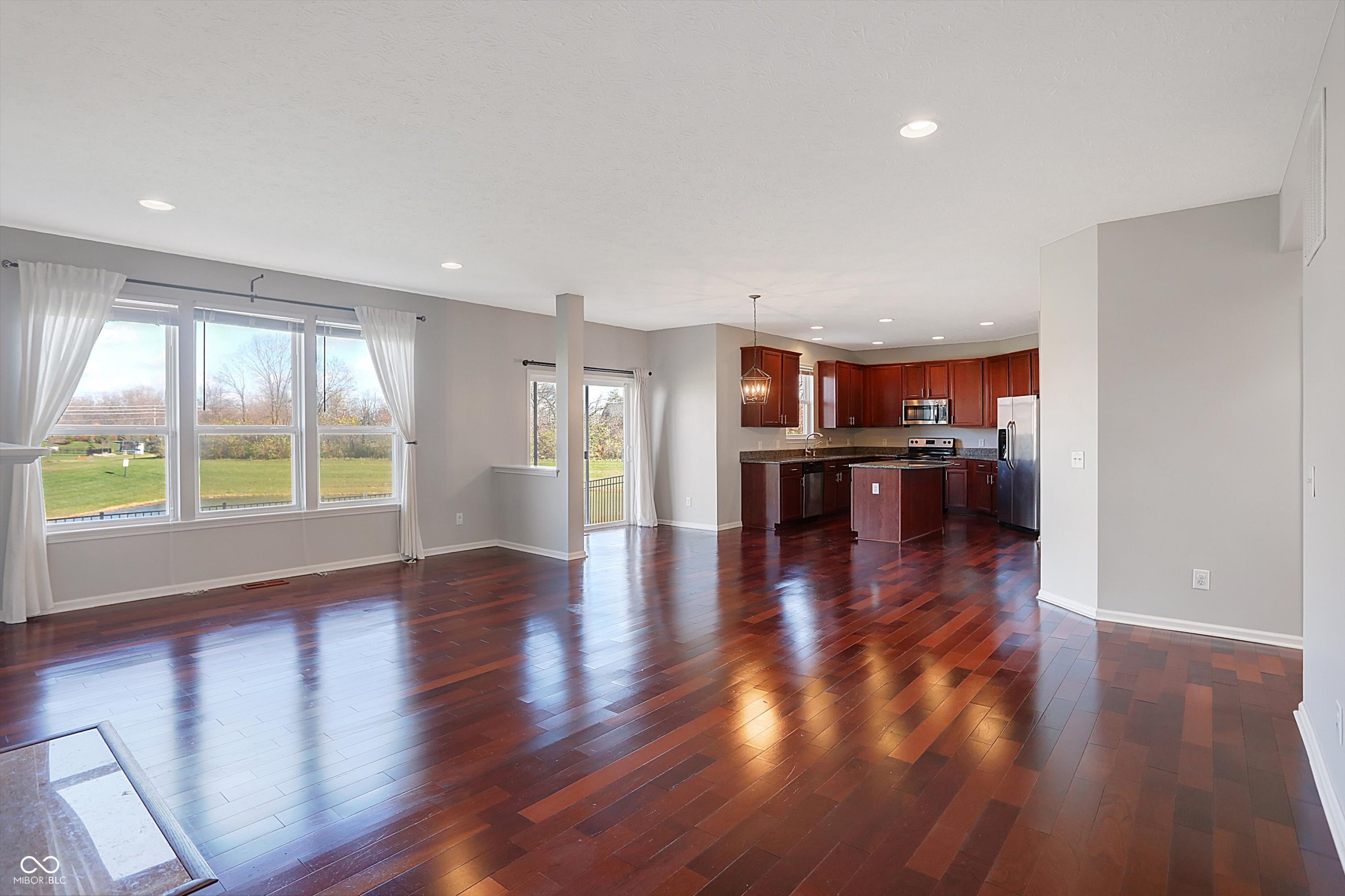 7779 Blue Jay Way