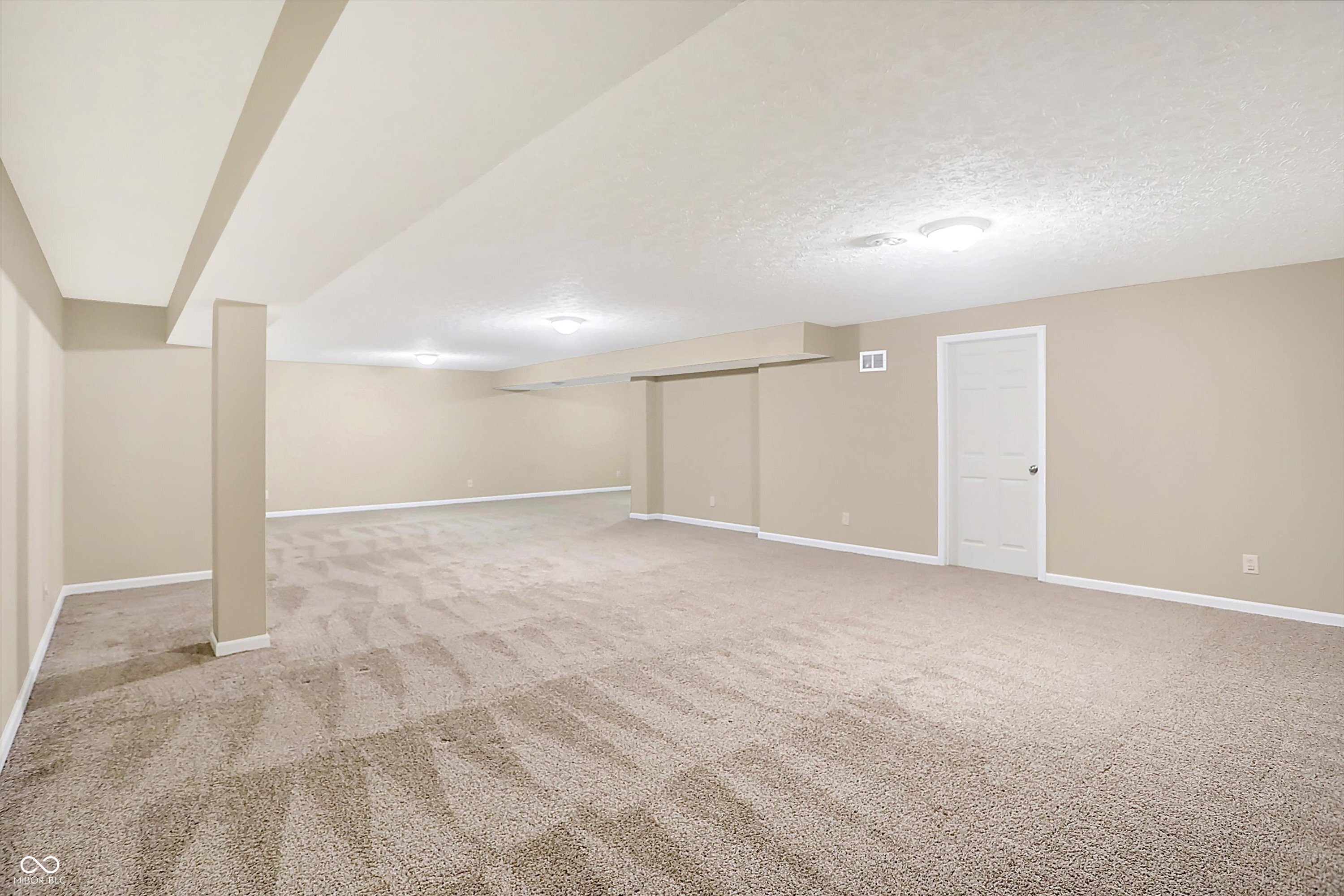 7779 Blue Jay Way