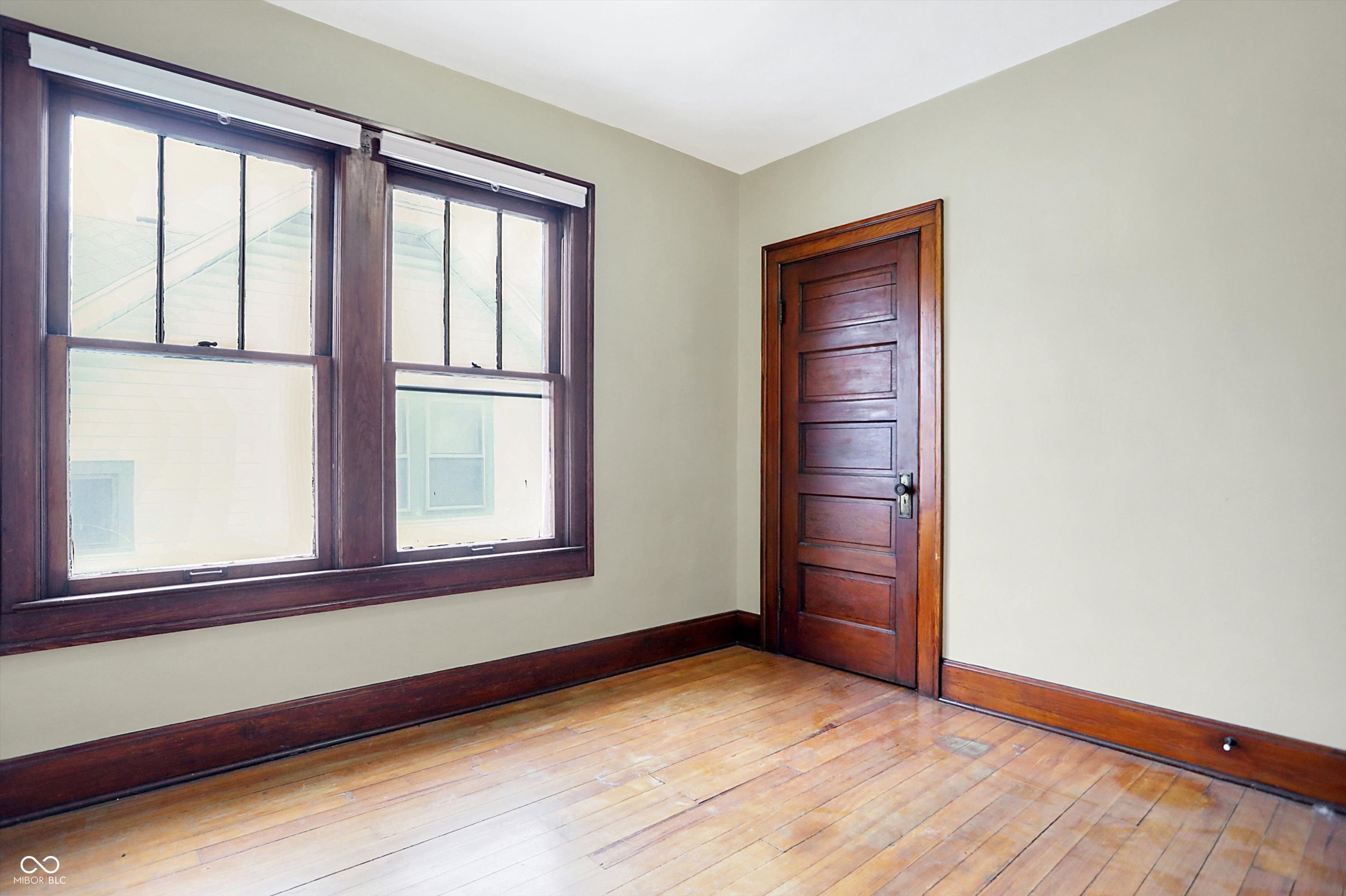 30 & 32 N Dequincy Street
