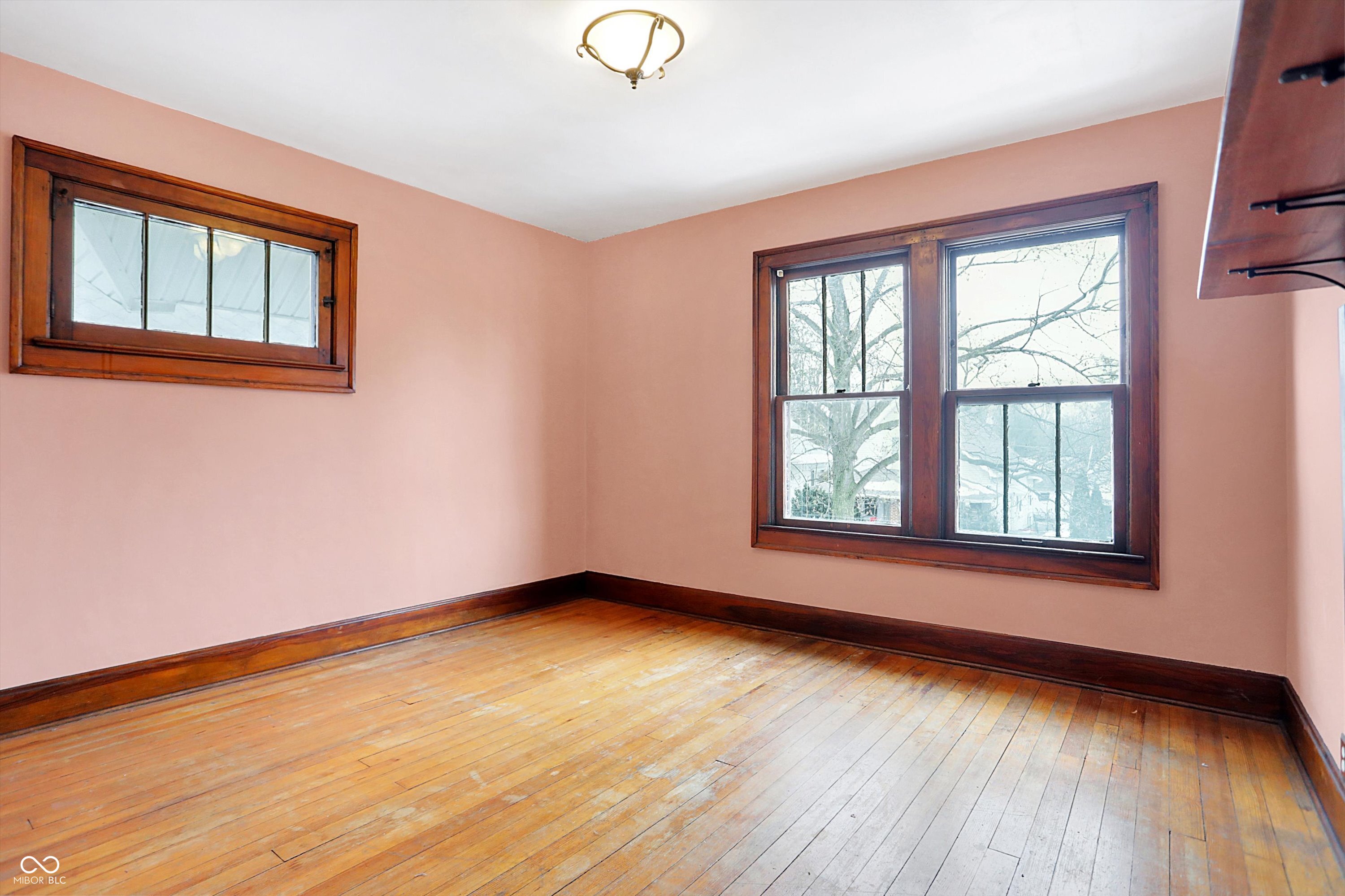 30 & 32 N Dequincy Street