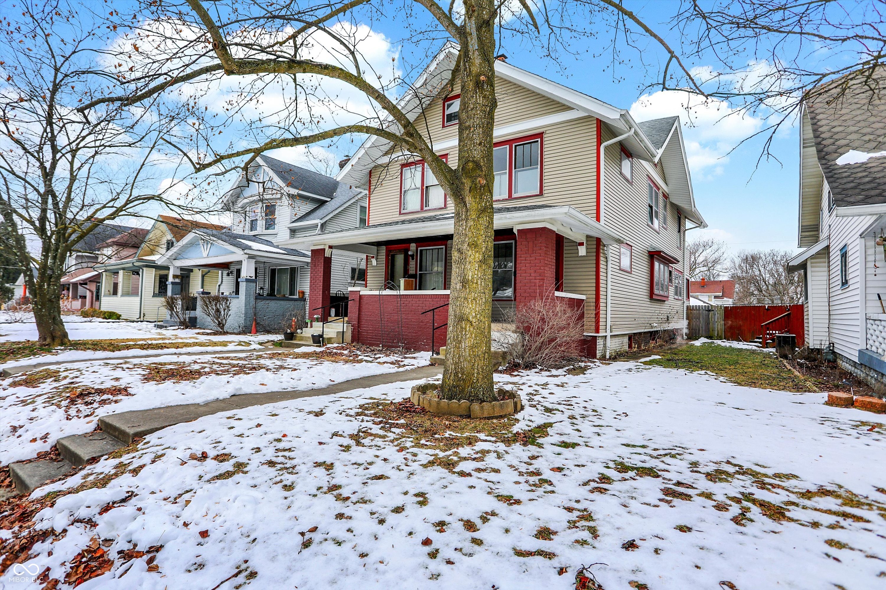 30 & 32 N Dequincy Street