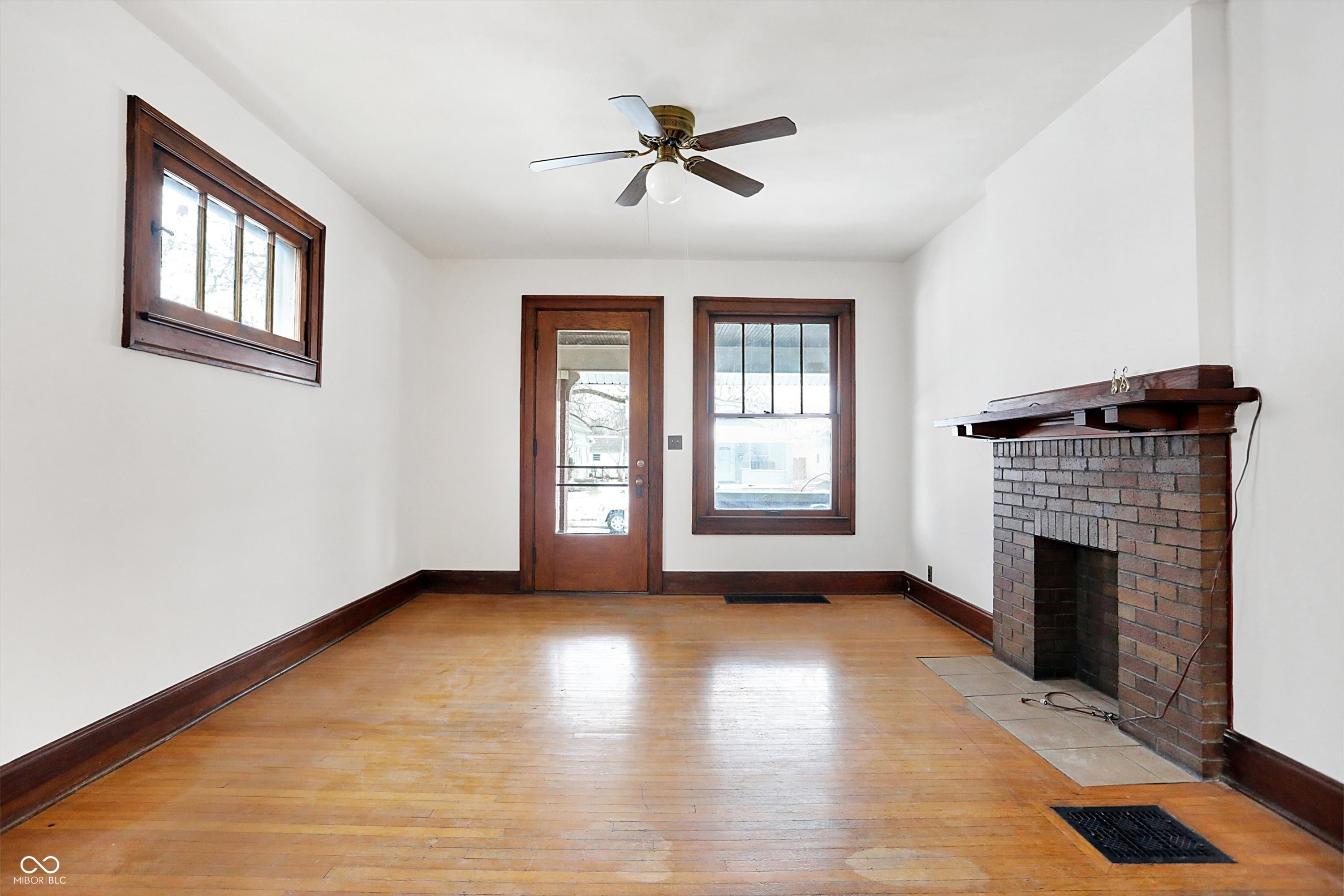 30 & 32 N Dequincy Street