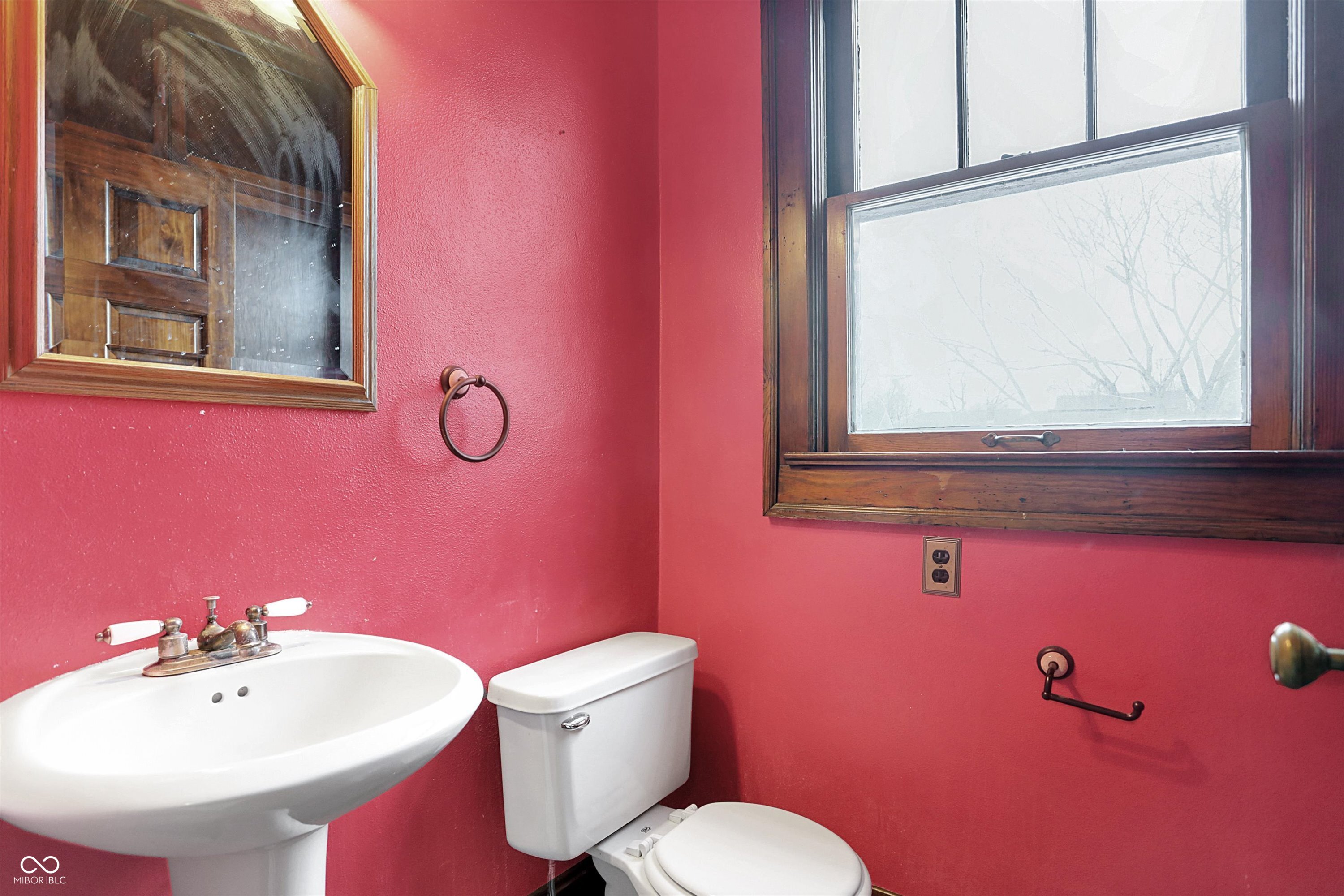30 & 32 N Dequincy Street