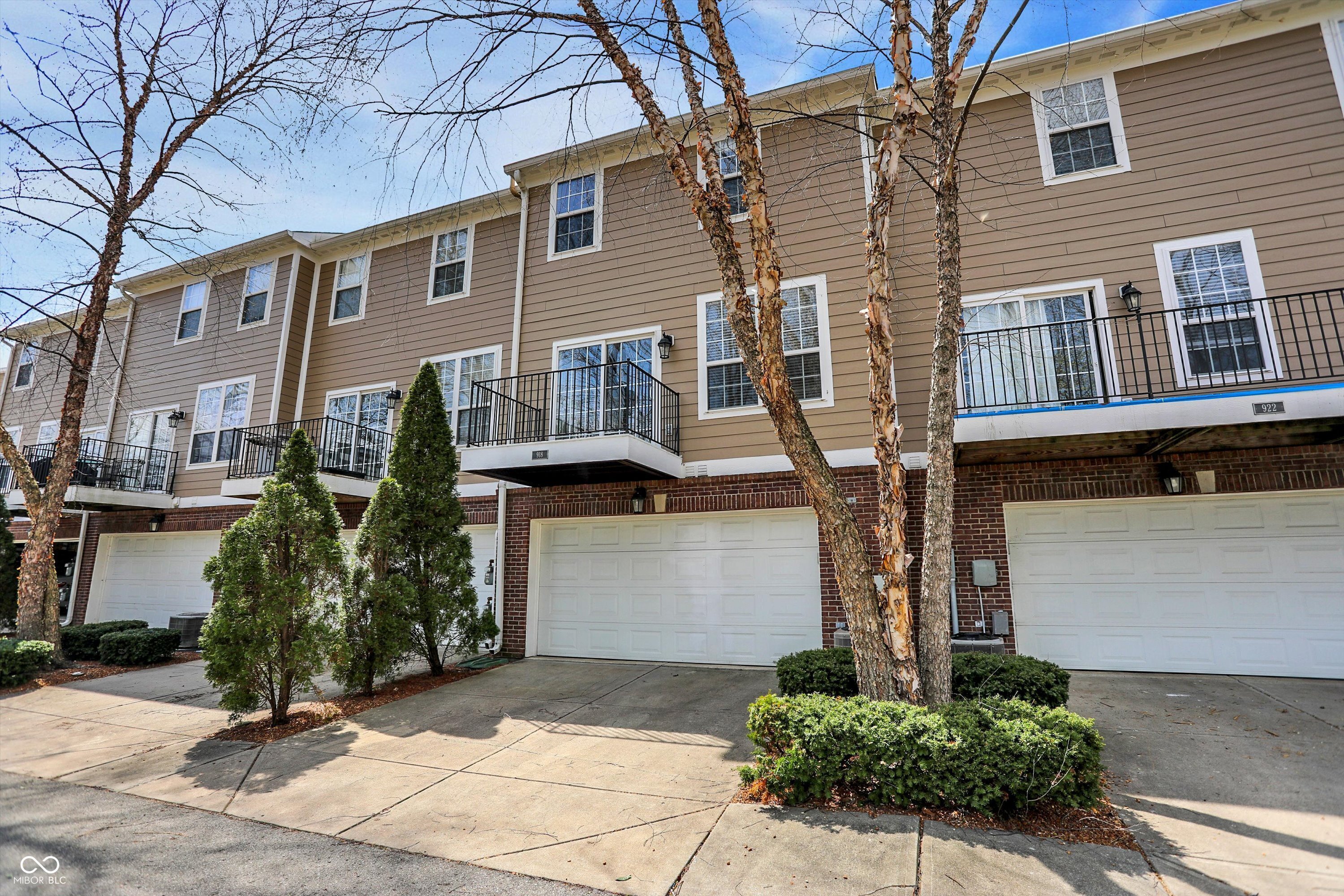 918 Rosalind Place