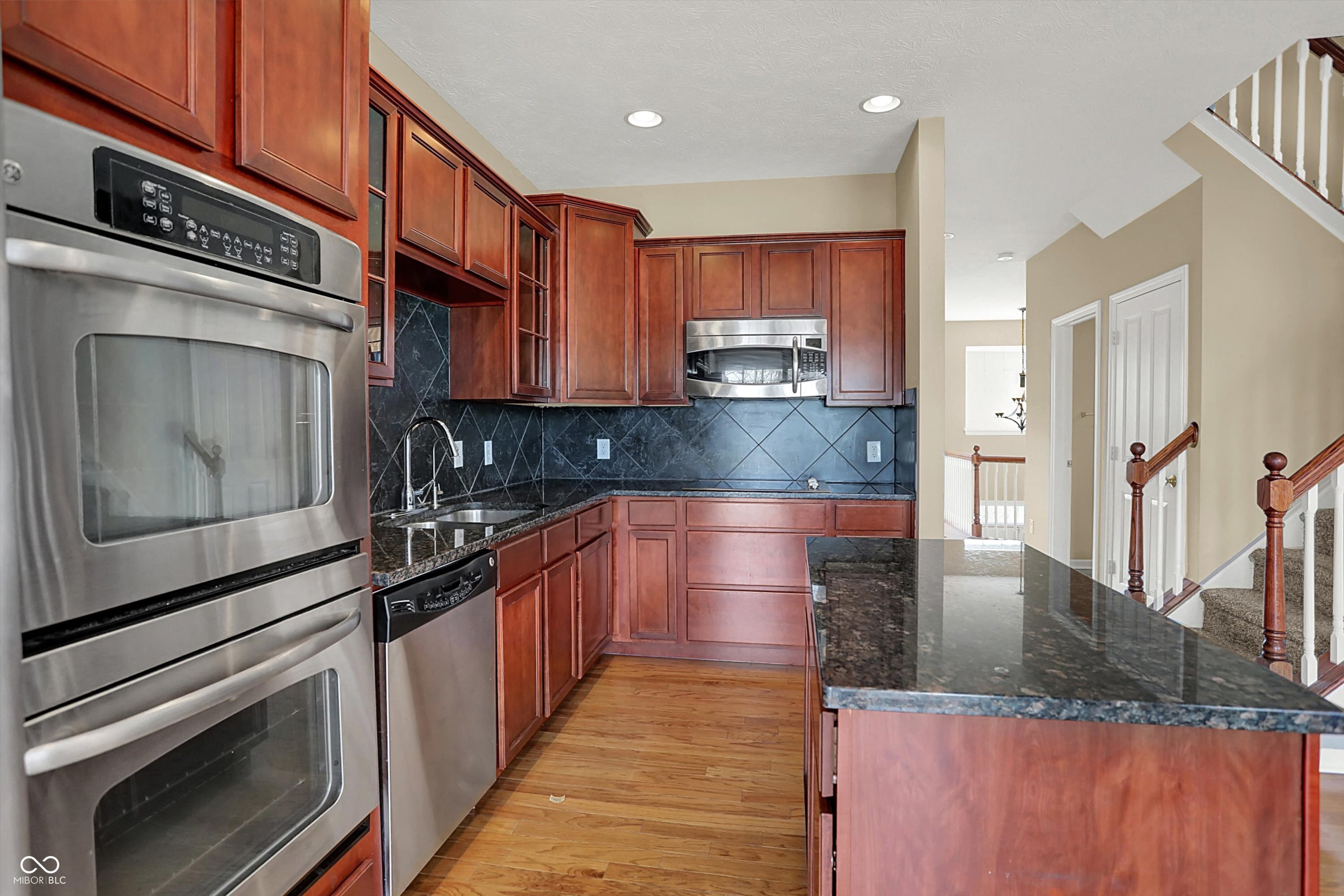 918 Rosalind Place
