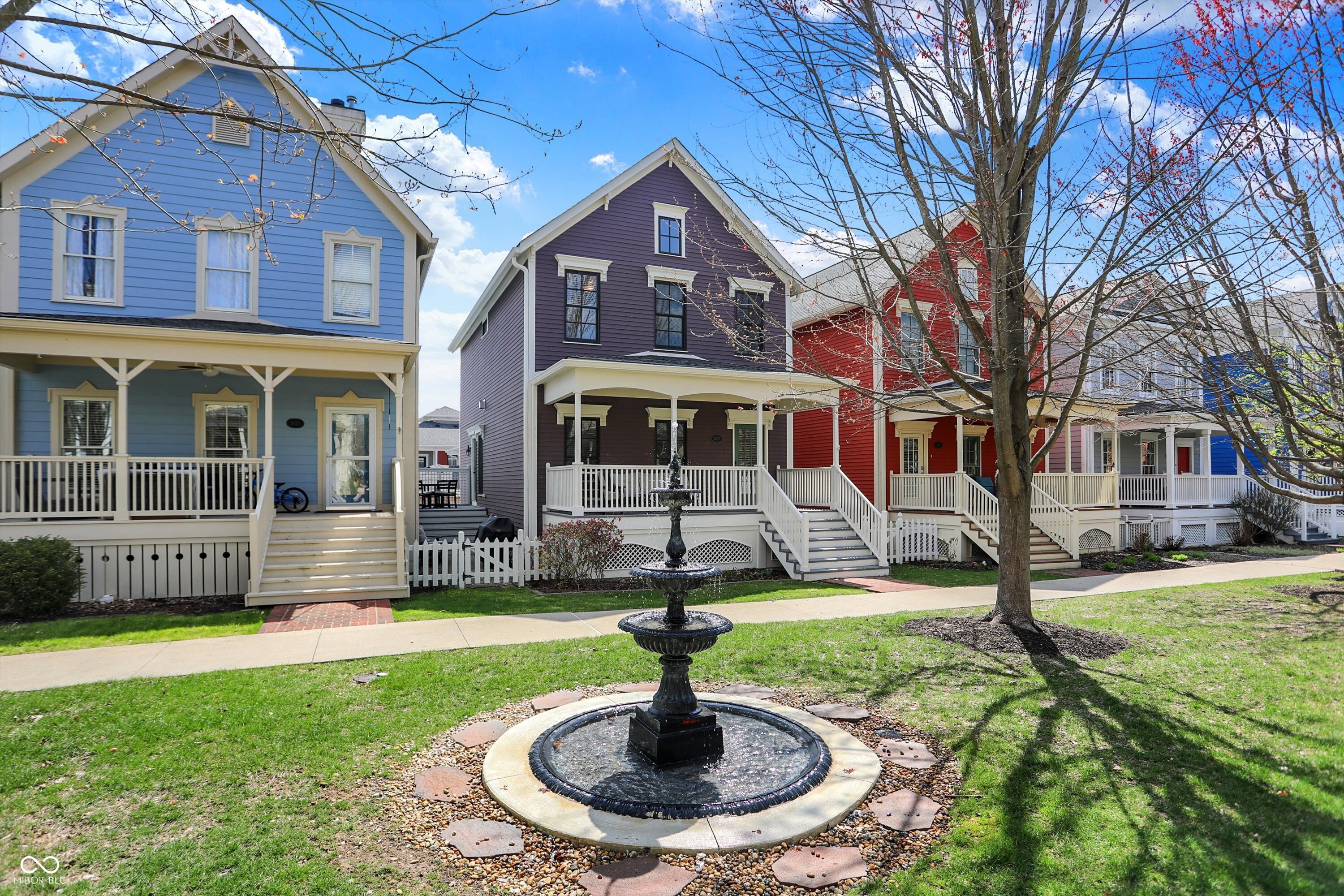 2037 Rhettsbury Street