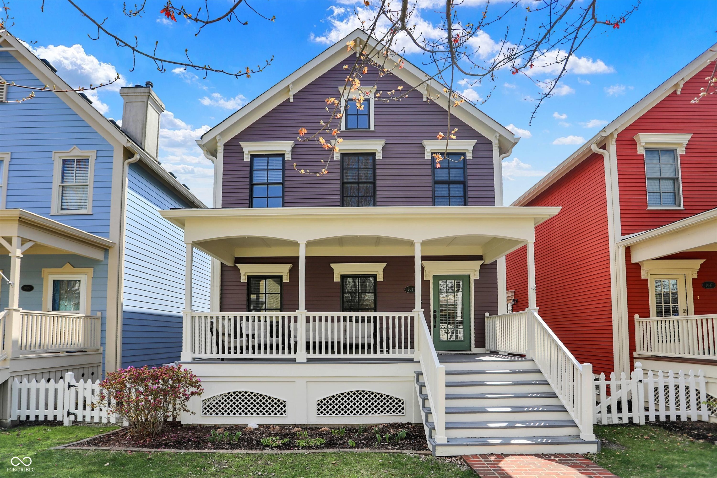 2037 Rhettsbury Street