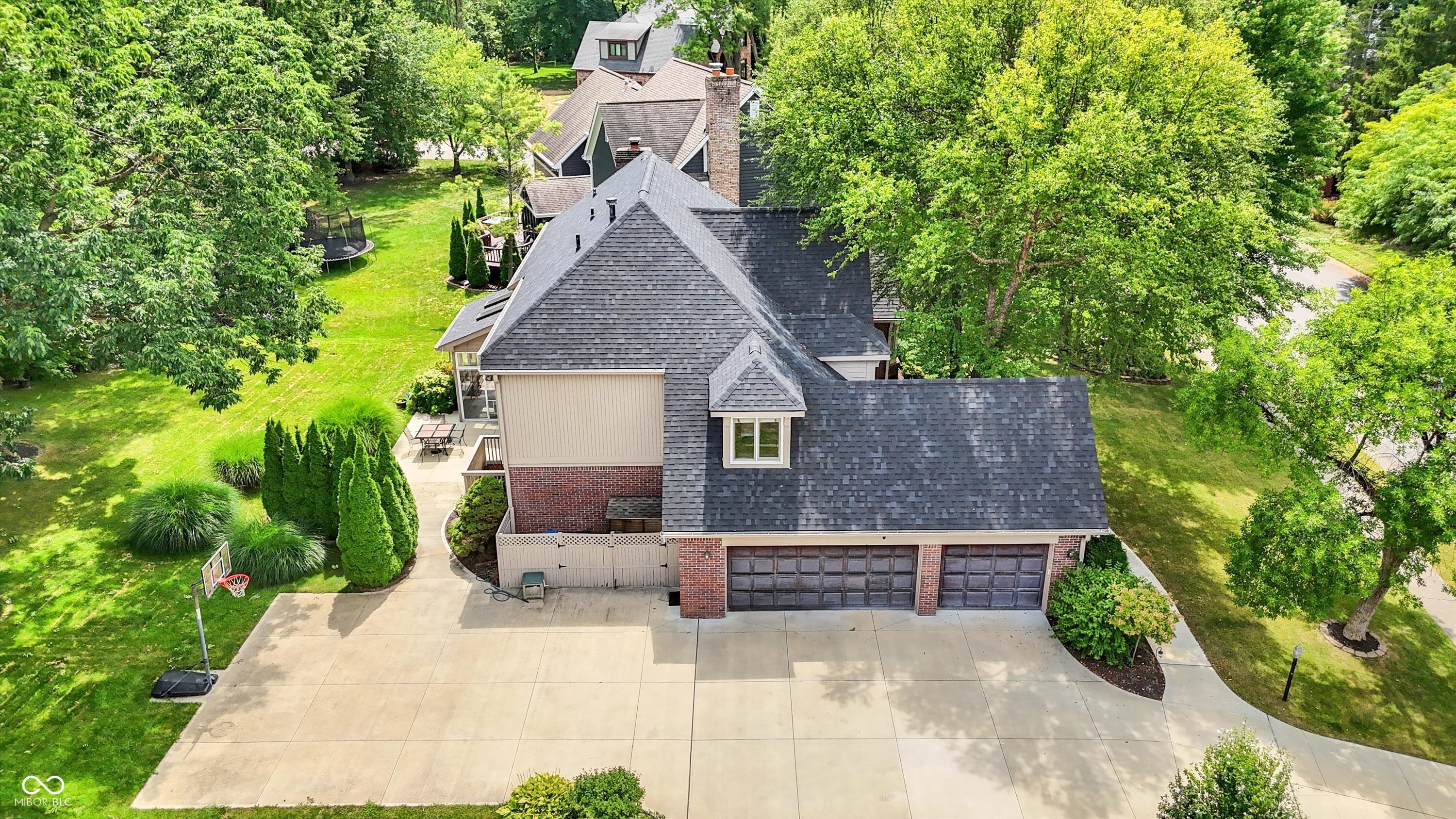 9015 Admirals Pointe Drive