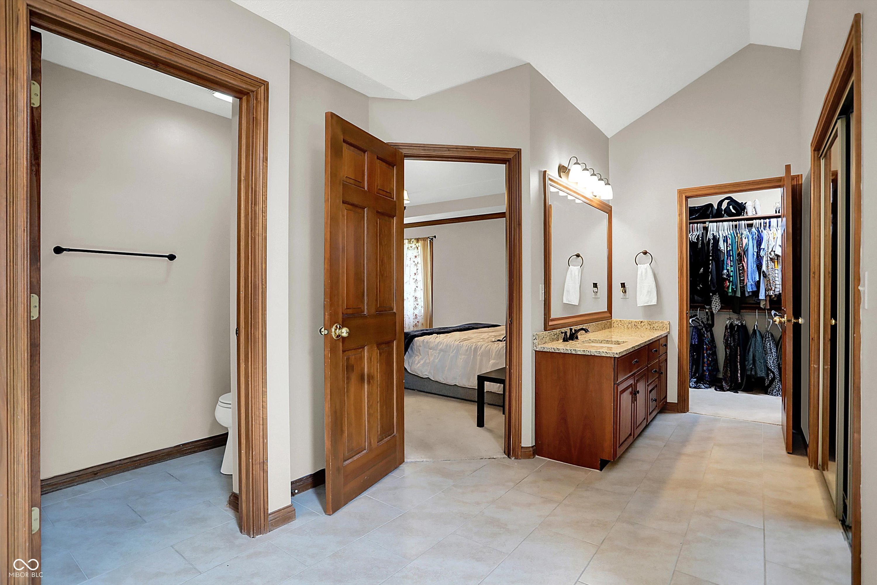 9015 Admirals Pointe Drive