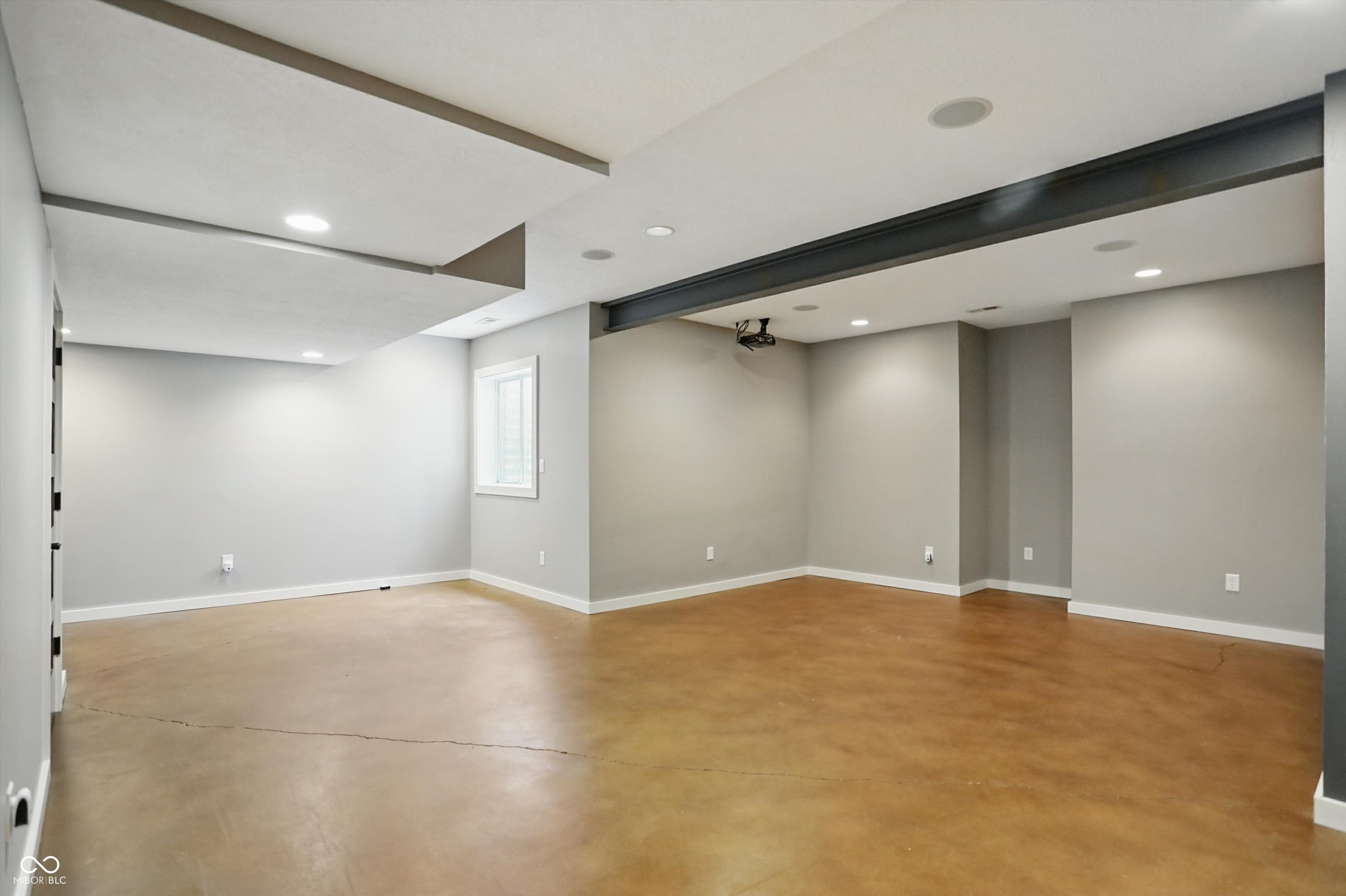 9318 Windrift Way