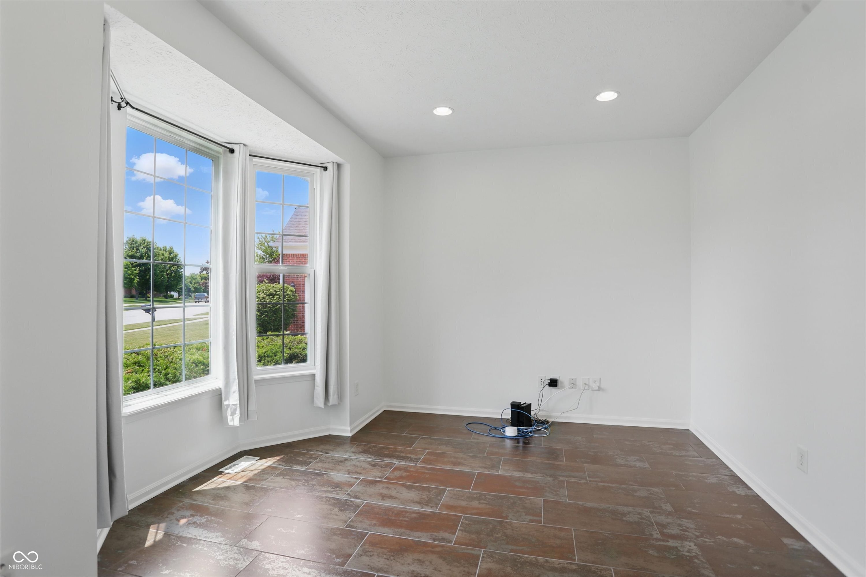 9318 Windrift Way