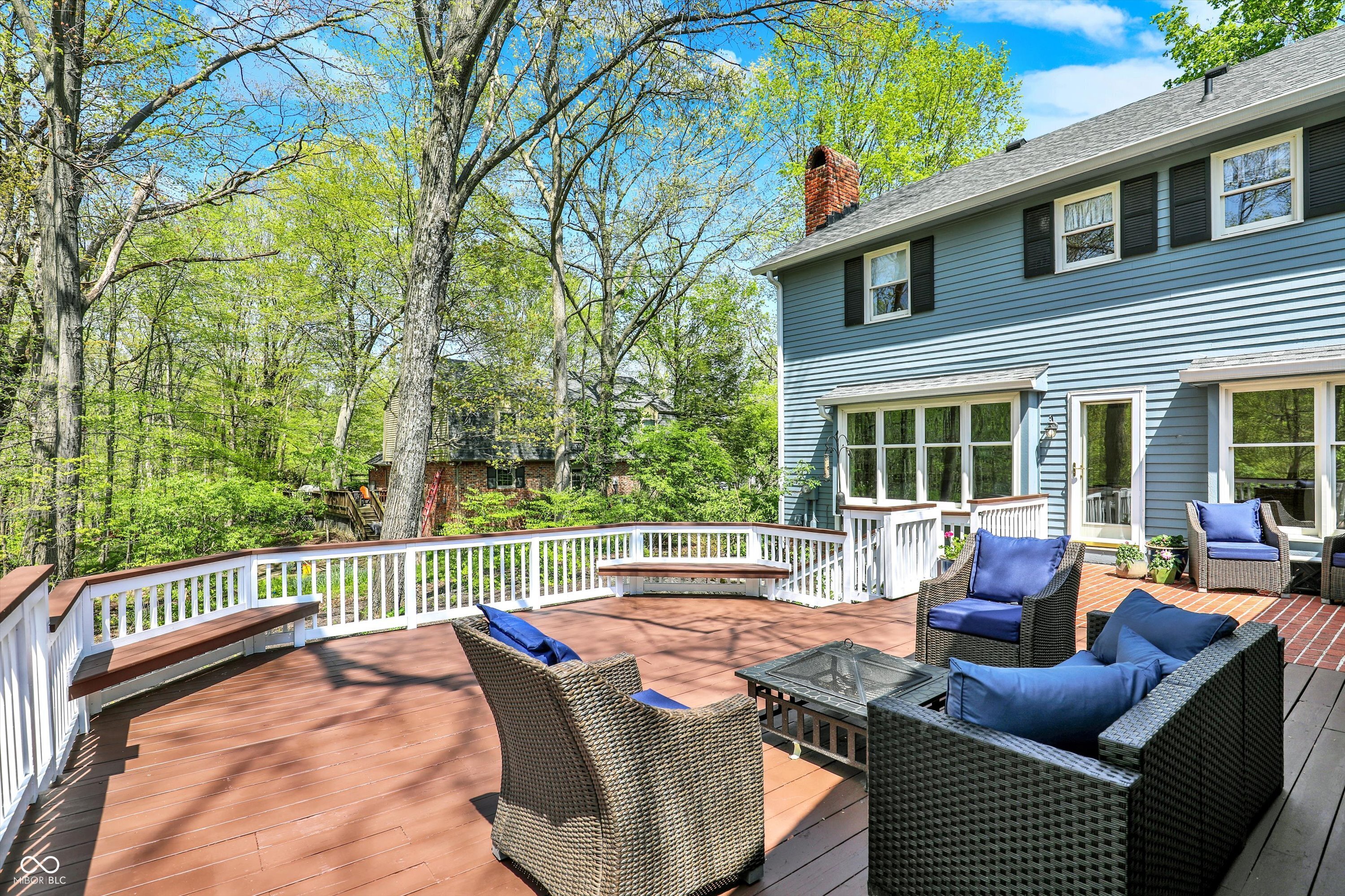 70 Williamsburg Court