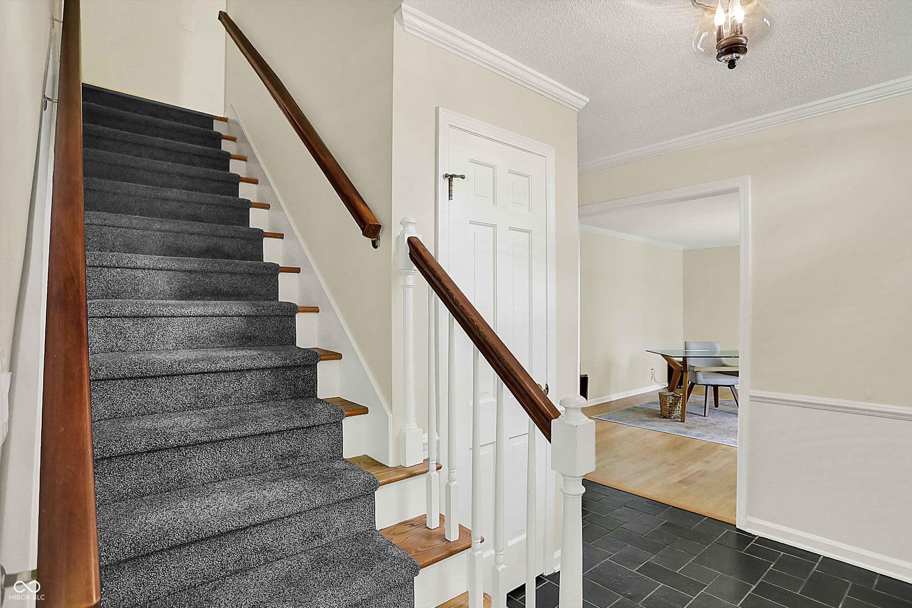 70 Williamsburg Court