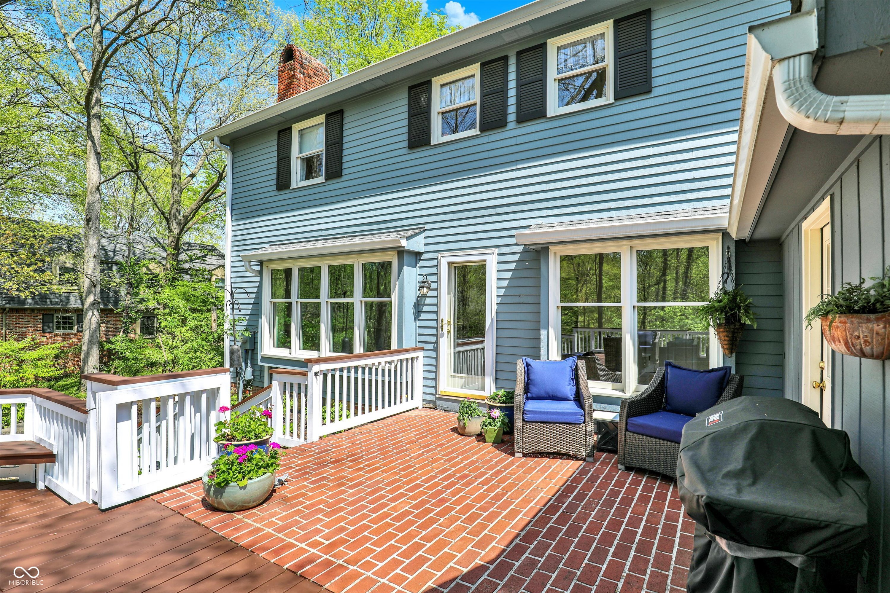 70 Williamsburg Court