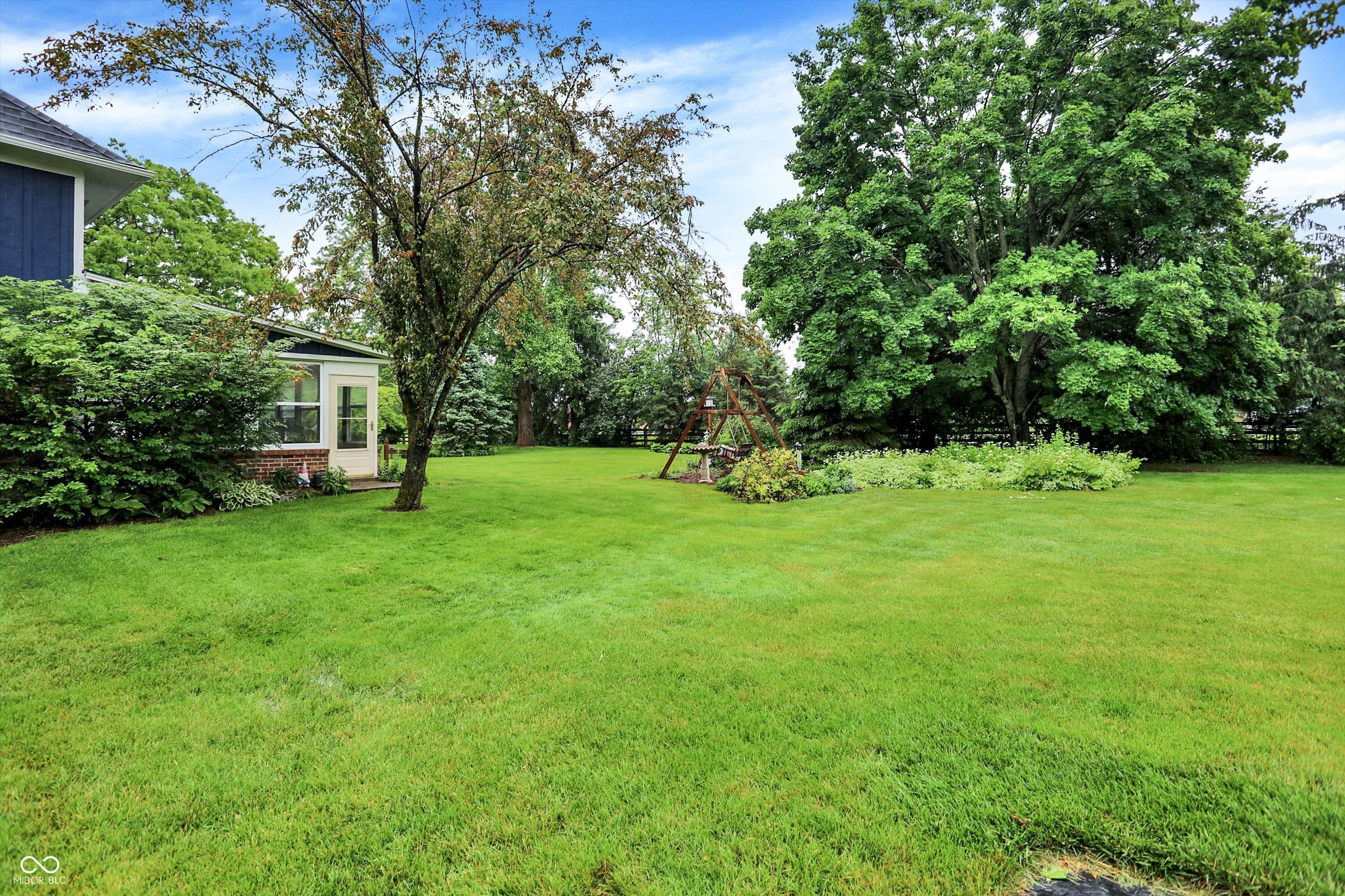 1095 Williamsburg Lane