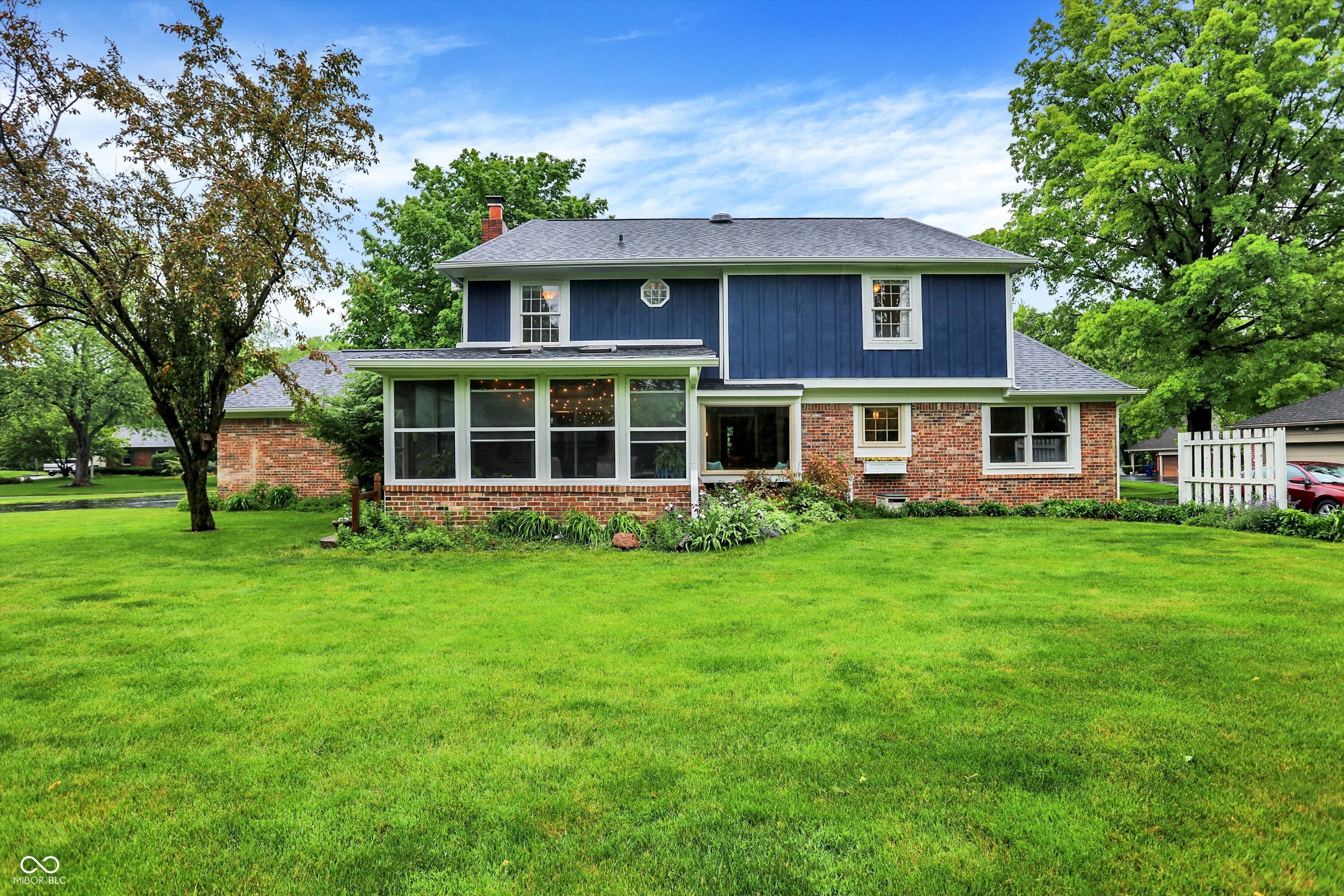 1095 Williamsburg Lane