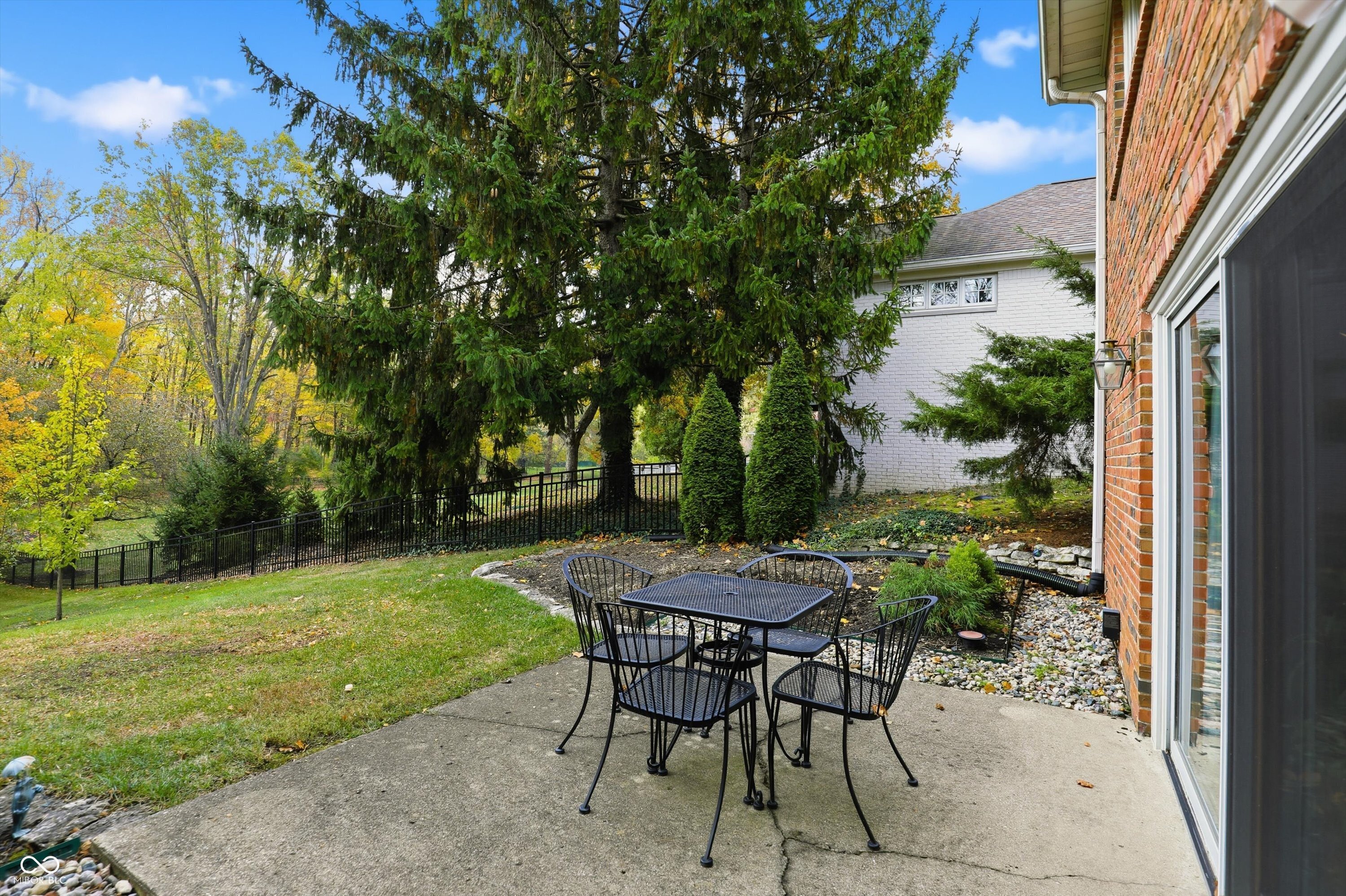 635 Bloor Lane