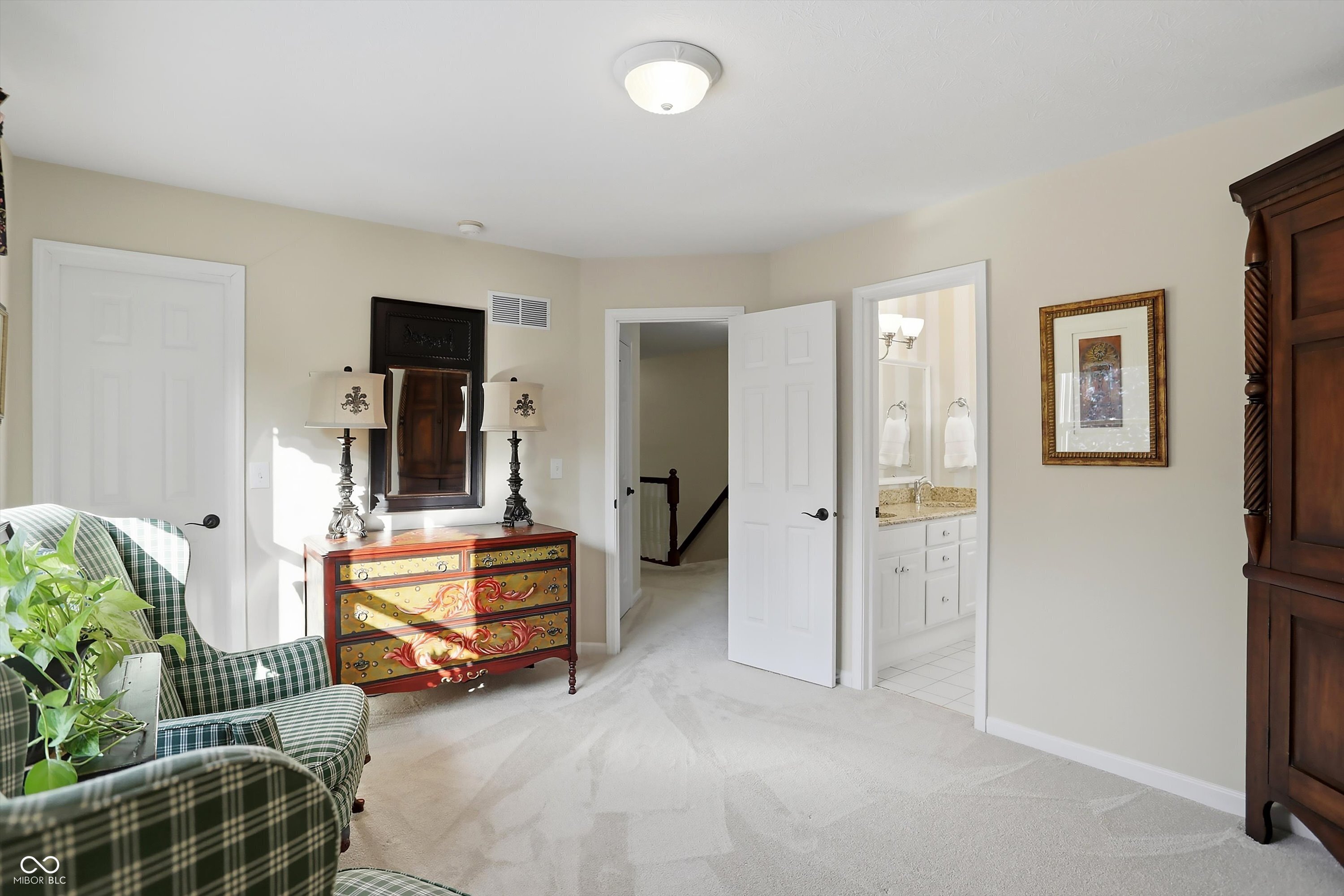4694 Austin Trace