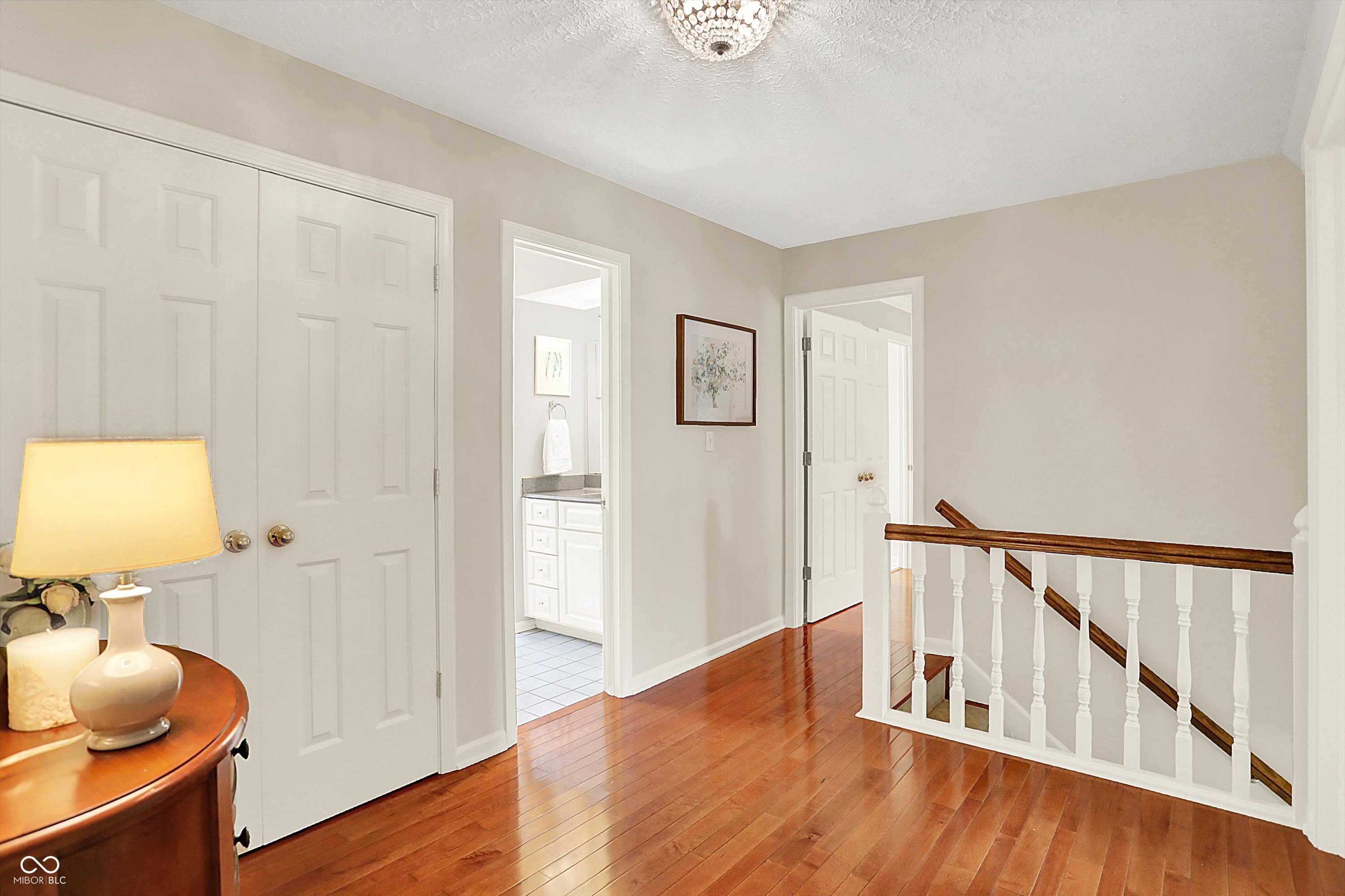 915 Williamsburg Lane