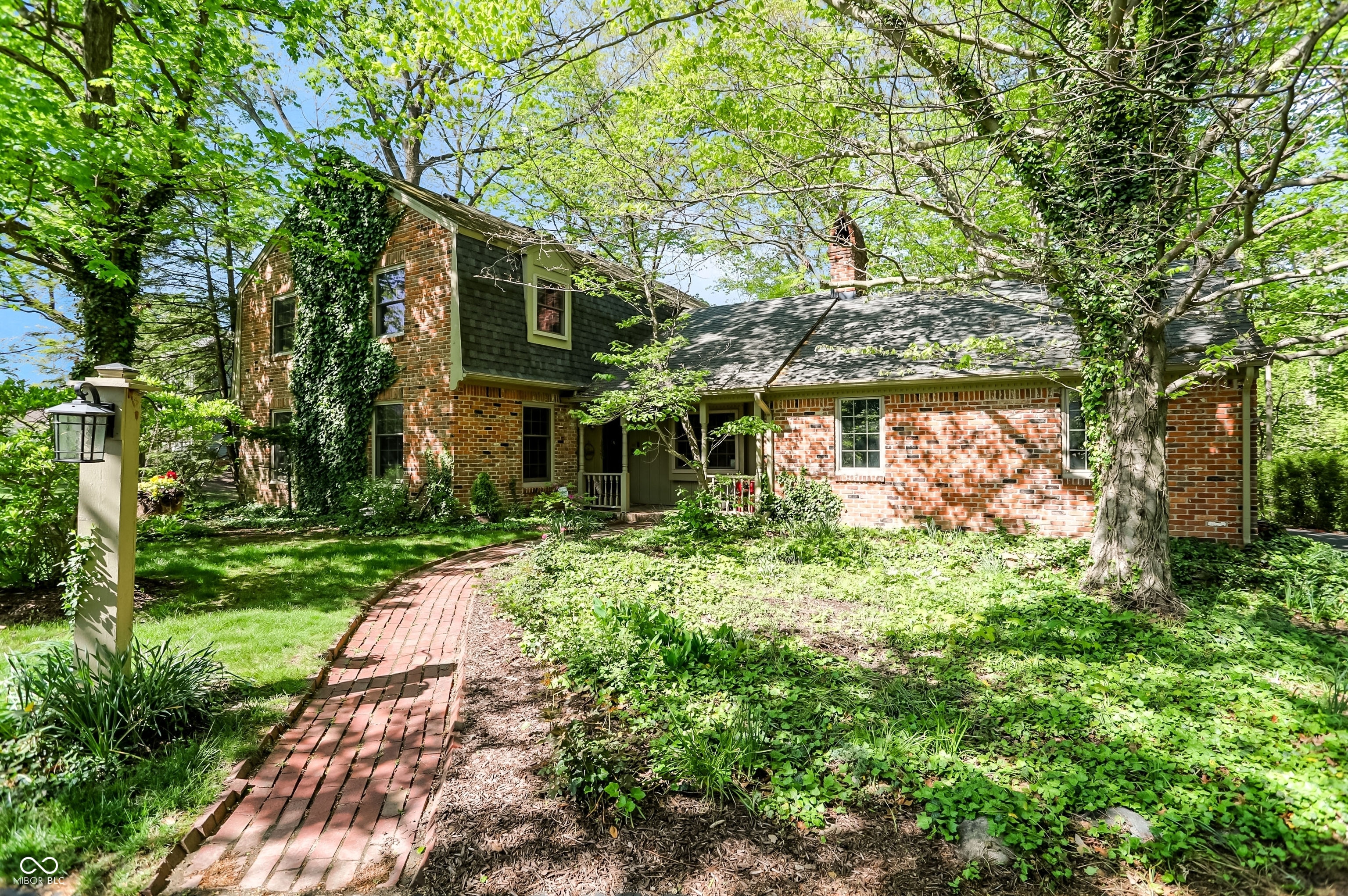 80 Williamsburg Court
