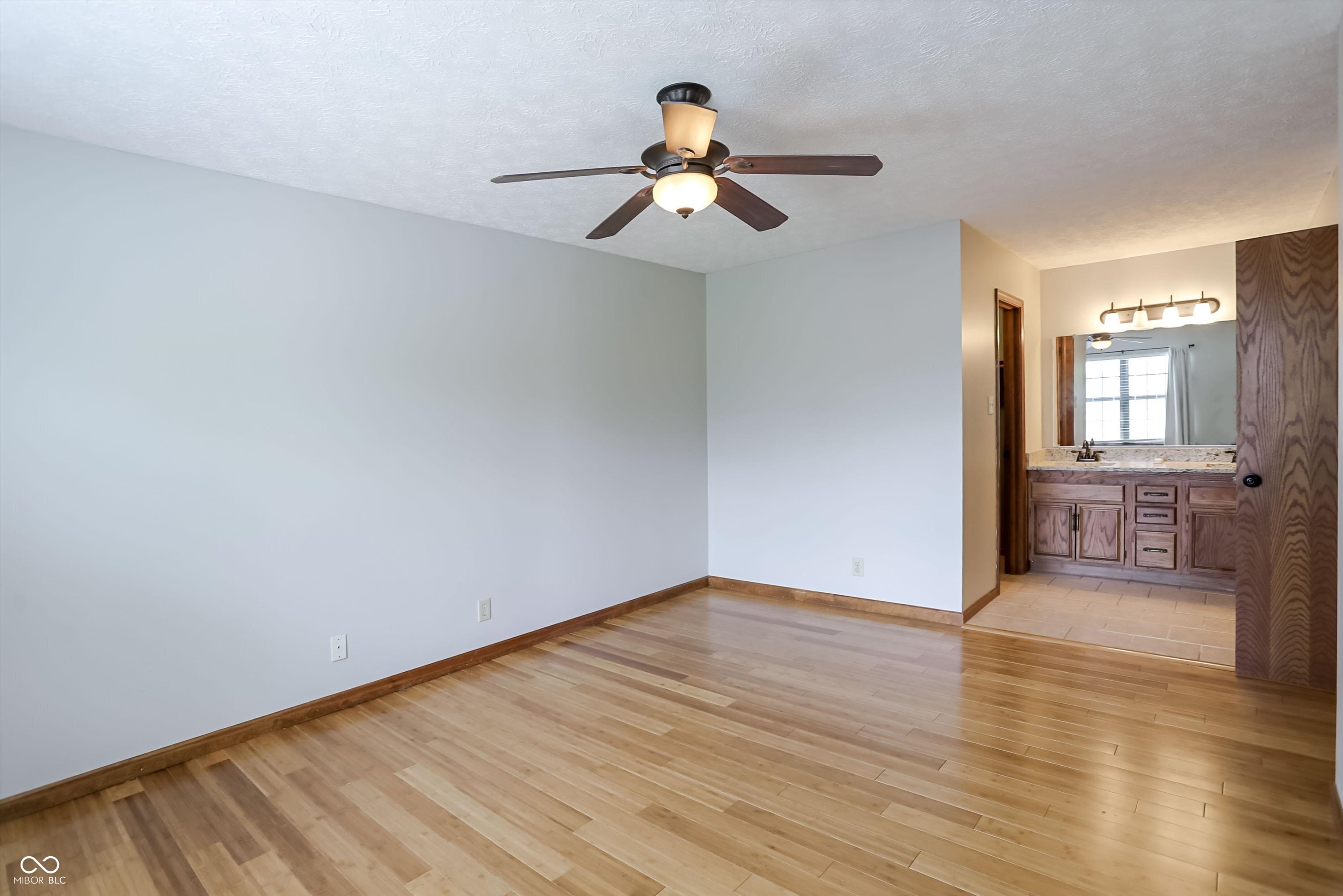7747 Oakshot Lane