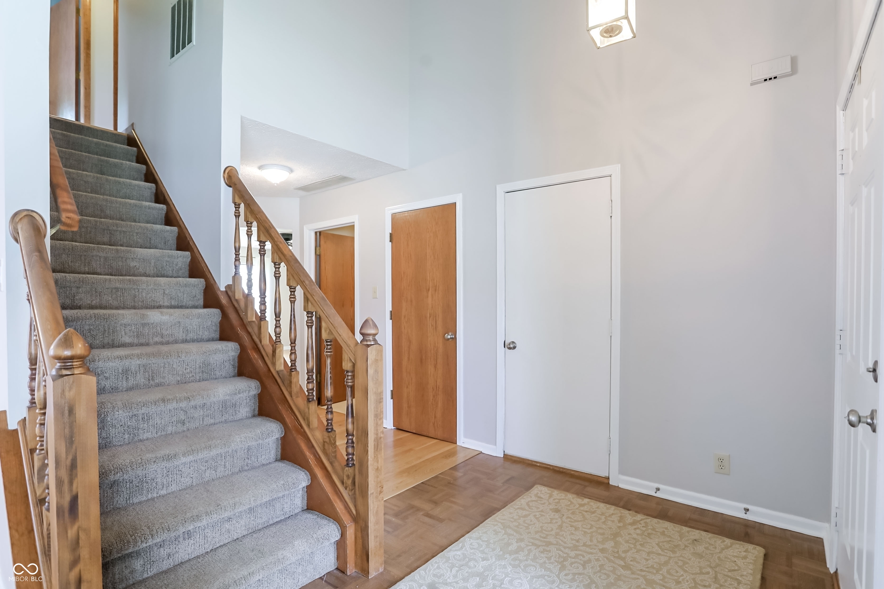7747 Oakshot Lane