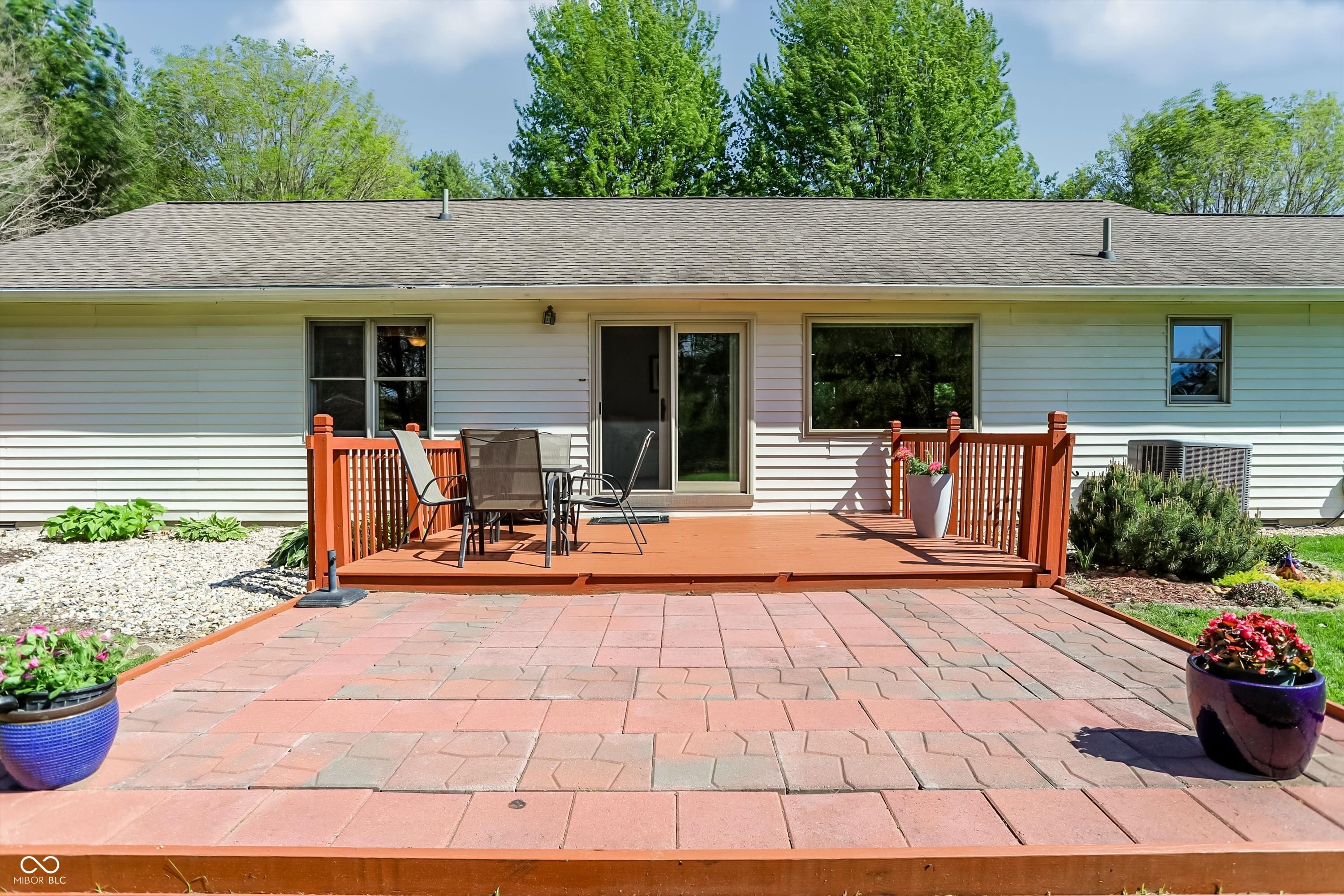 22767 State Road 37 N