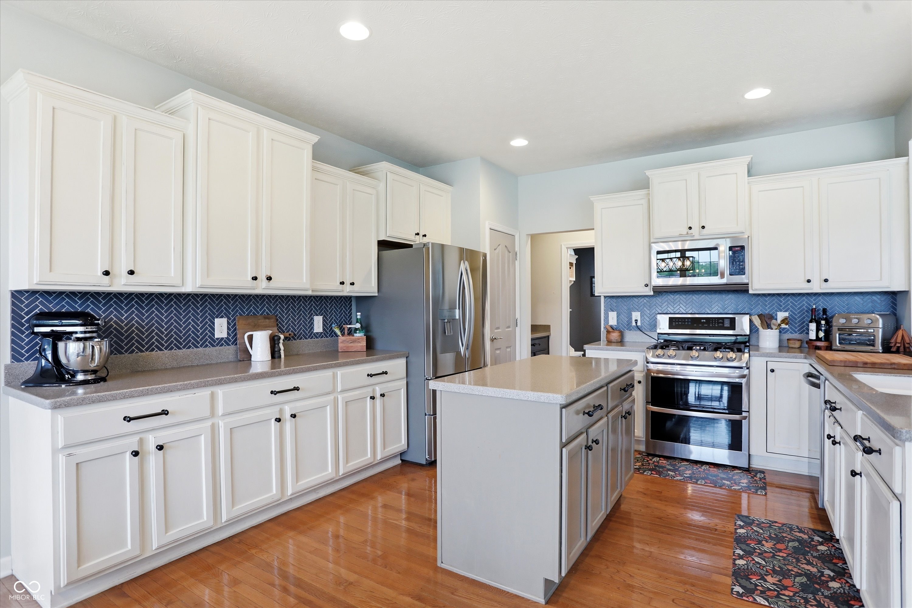 1720 Harris Hawk Court