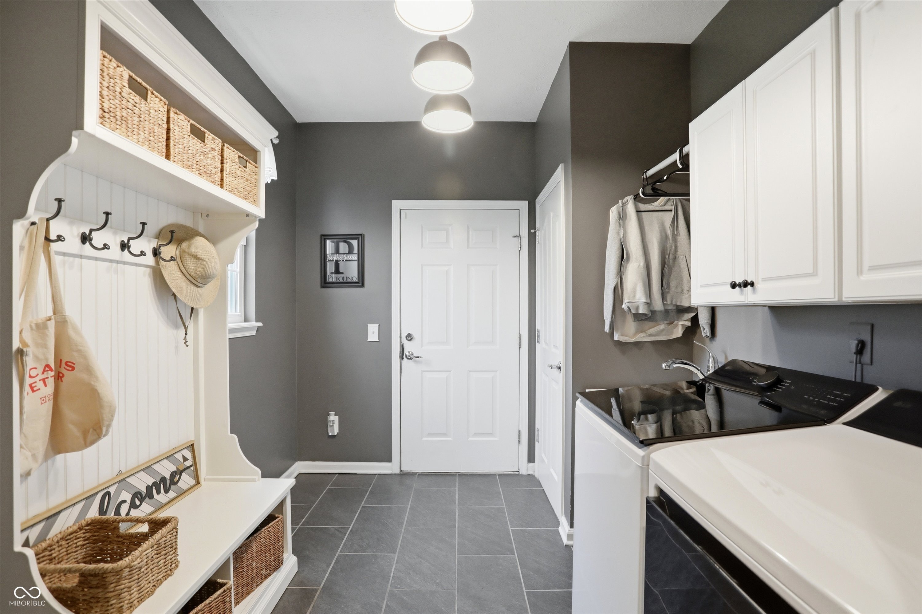 1720 Harris Hawk Court