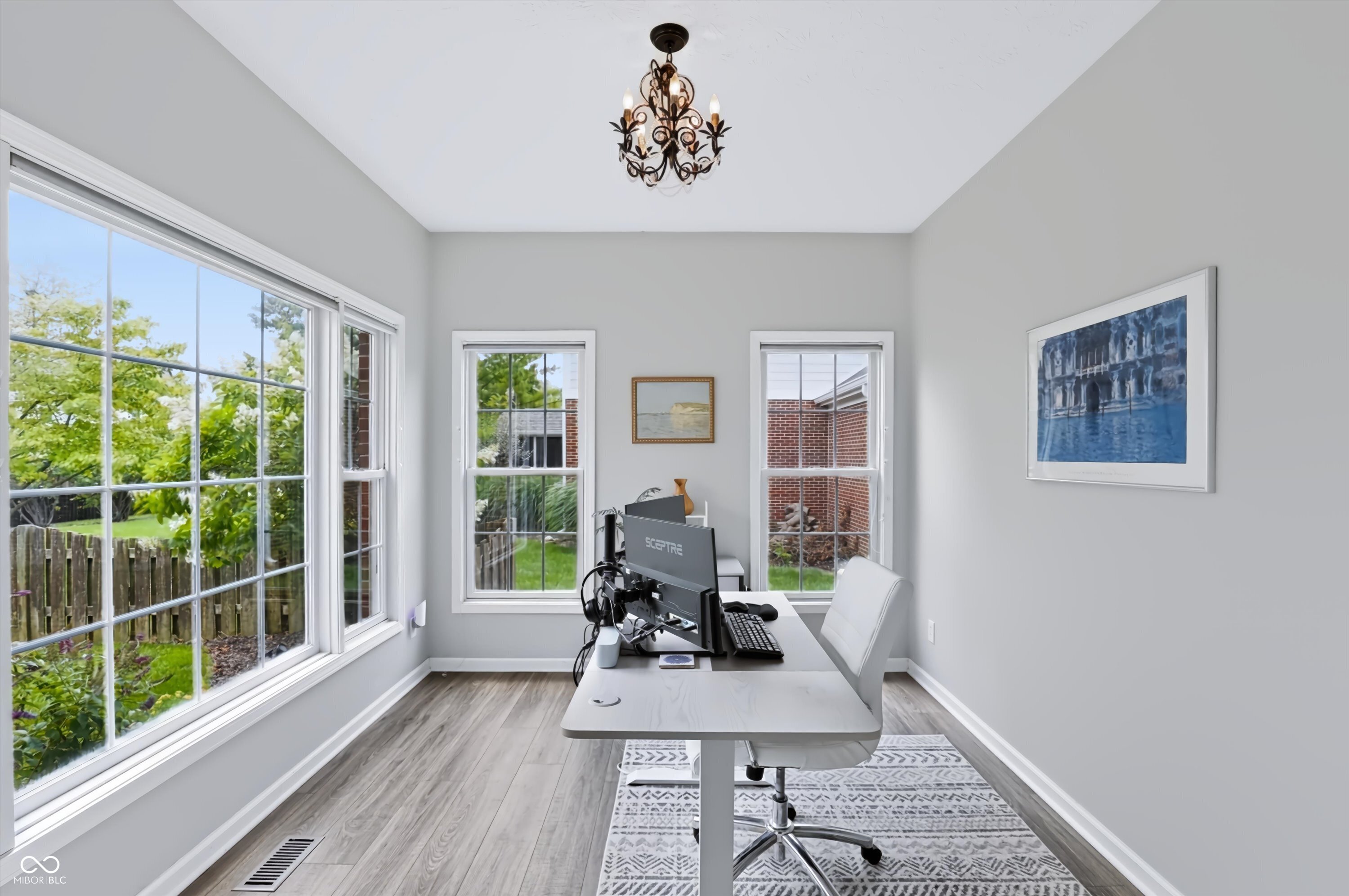 7855 Highland Park Drive