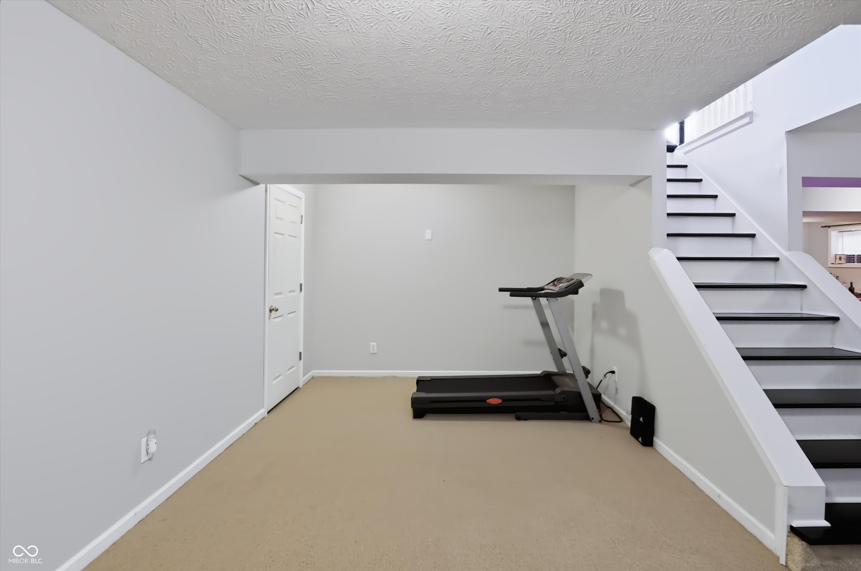 7855 Highland Park Drive