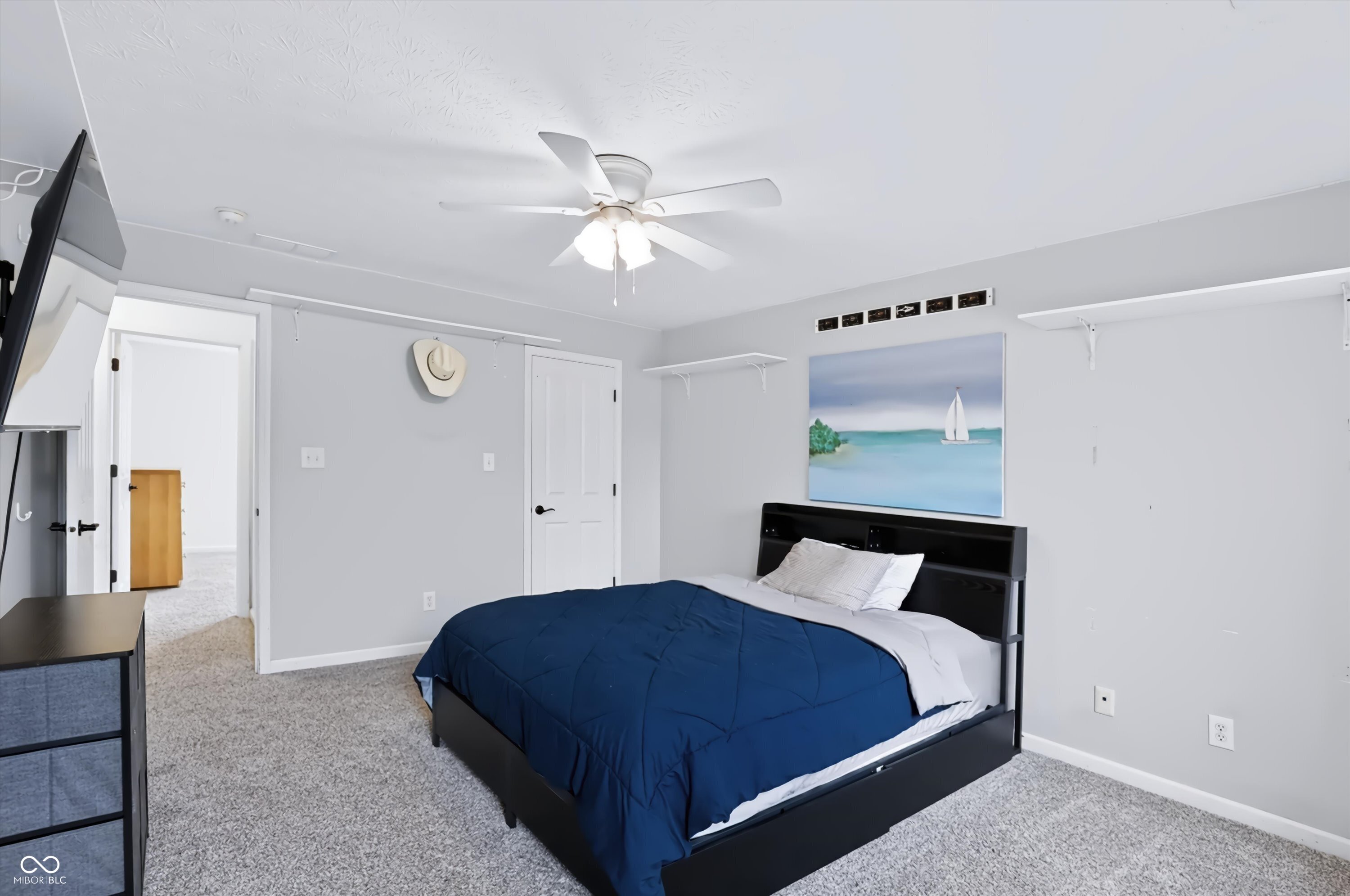 7855 Highland Park Drive