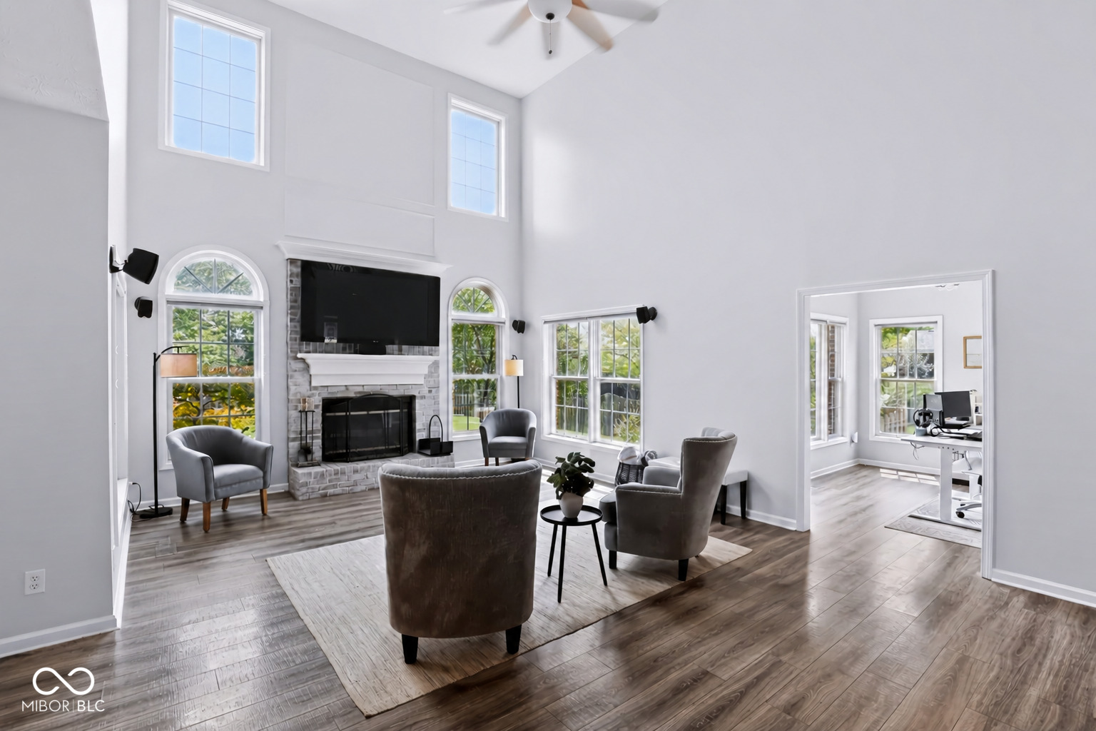 7855 Highland Park Drive